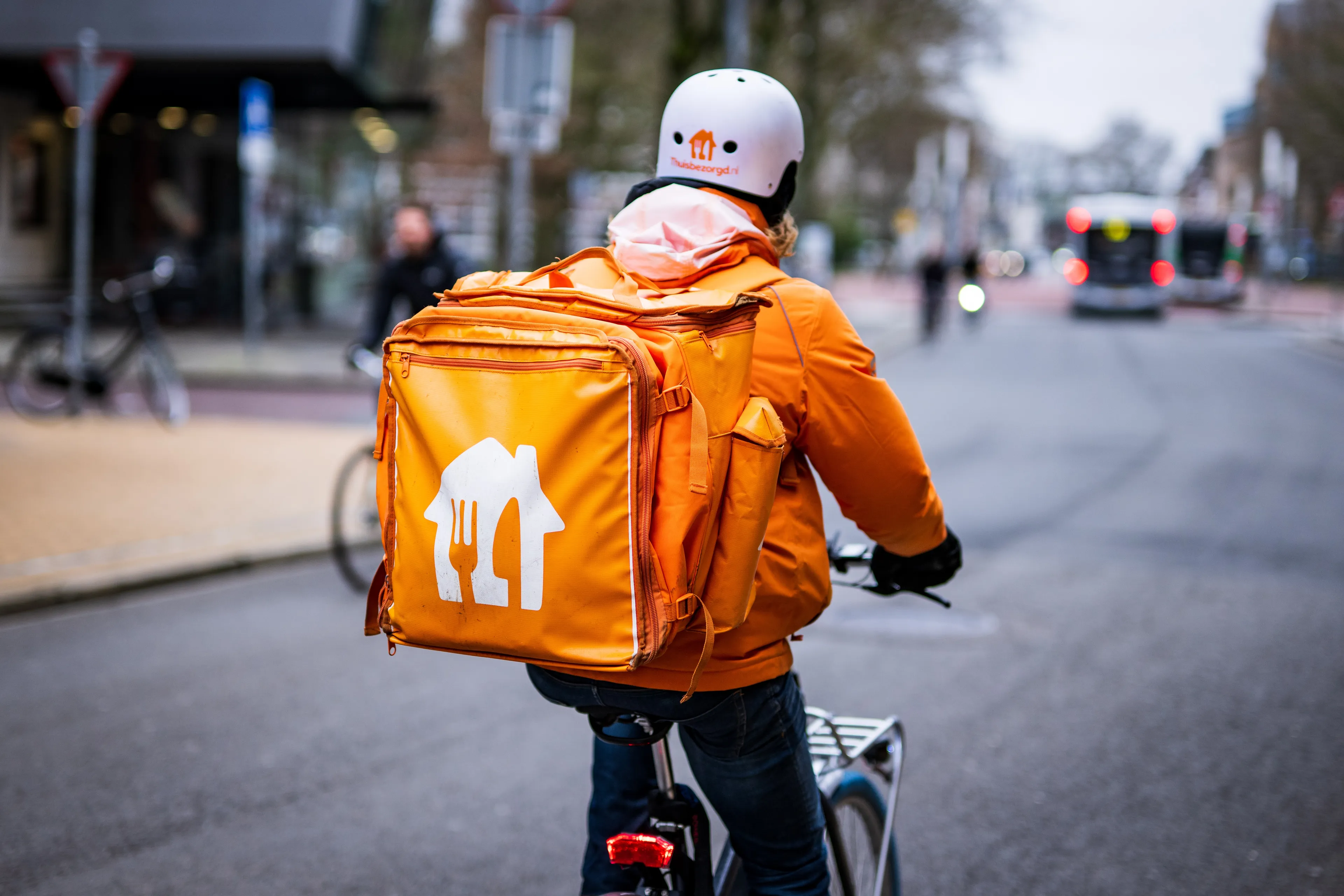 Saté-pizza, self care en hybride eten: dit zijn de foodtrends van 2023