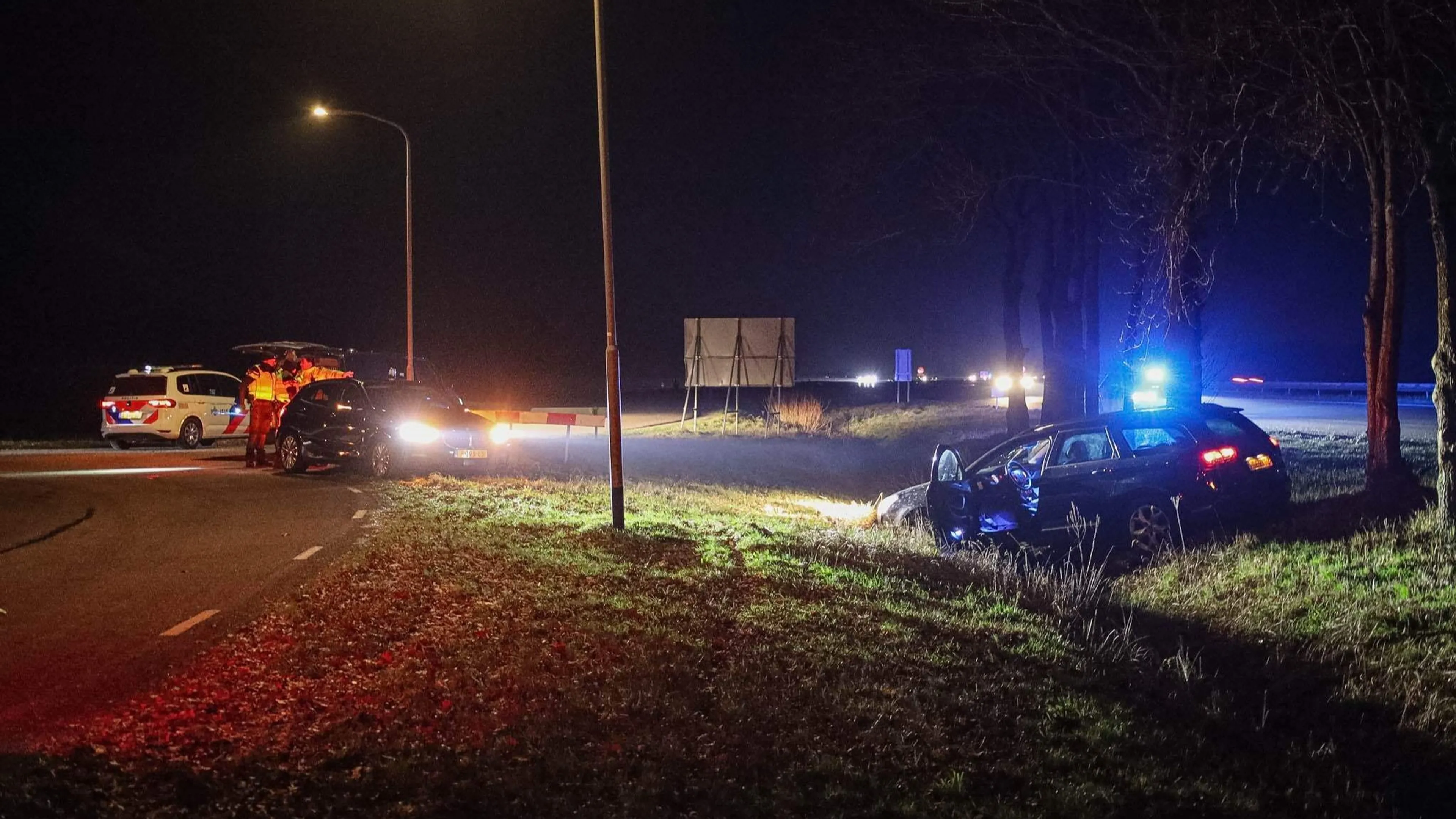 Automobilist krijgt stopteken op A7 en gaat er spookrijdend vandoor
