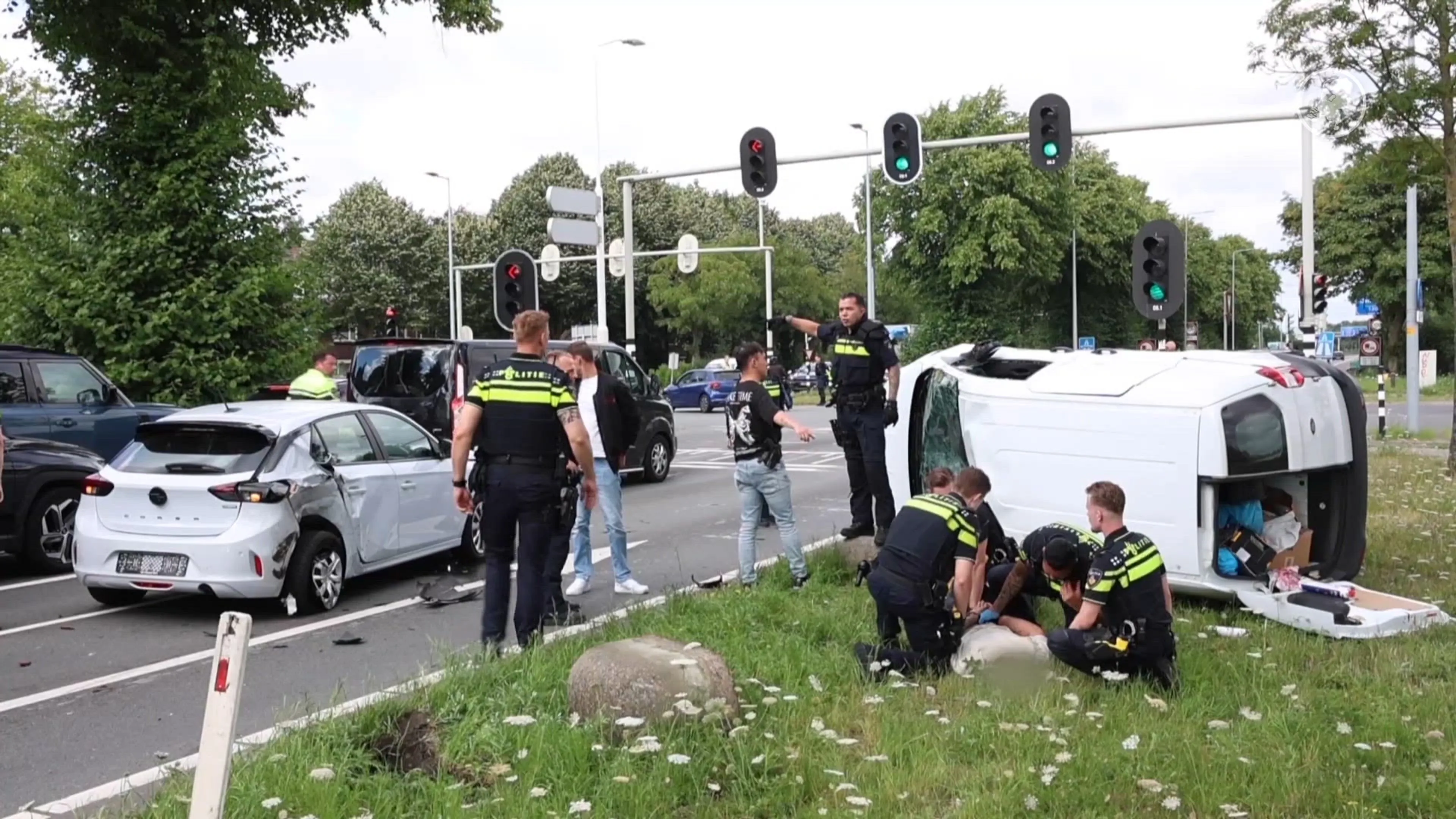 Achtervolging begint op de snelweg en eindigt op N44