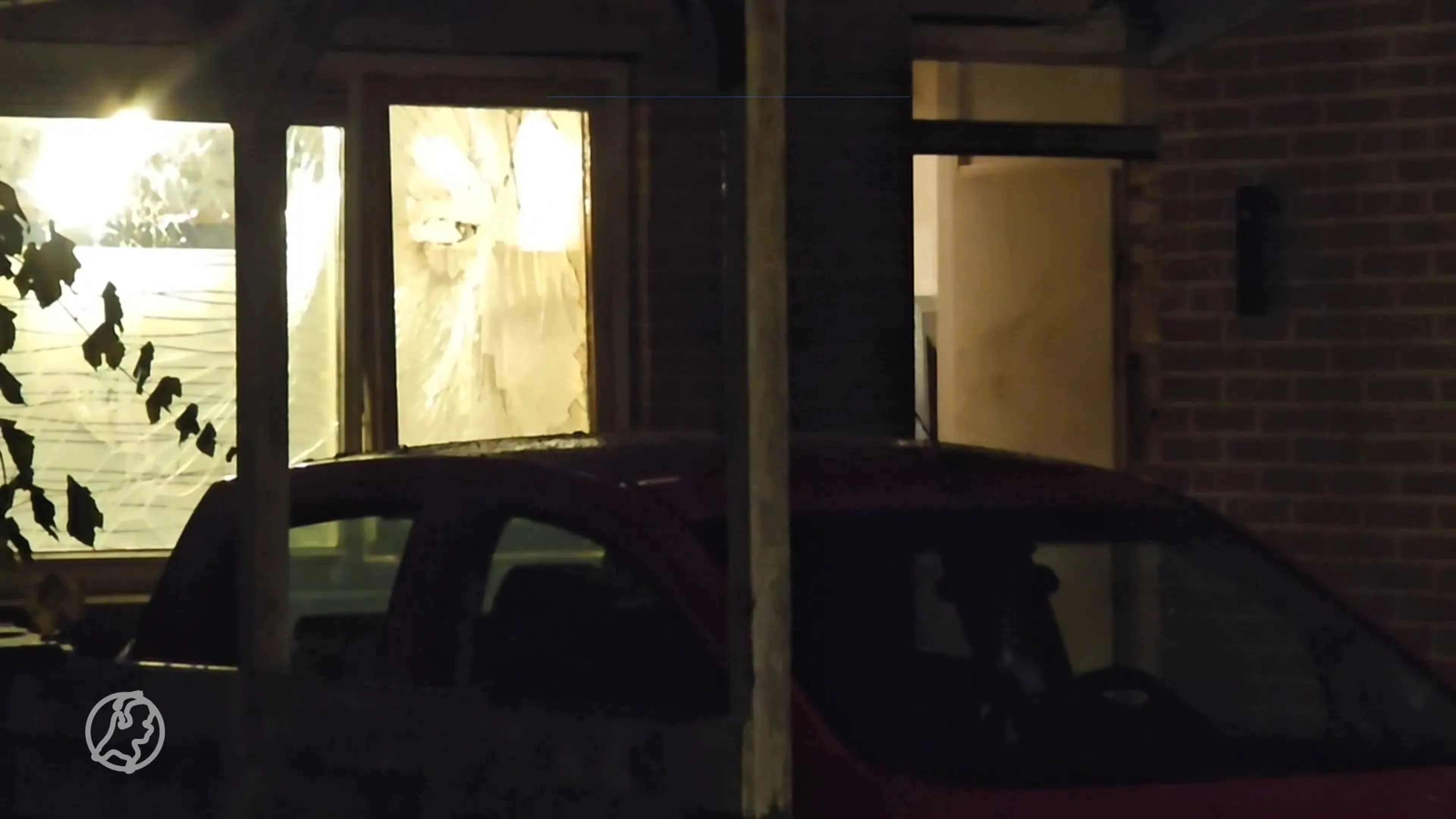 Explosie veroorzaakt brand in woning Lelystad