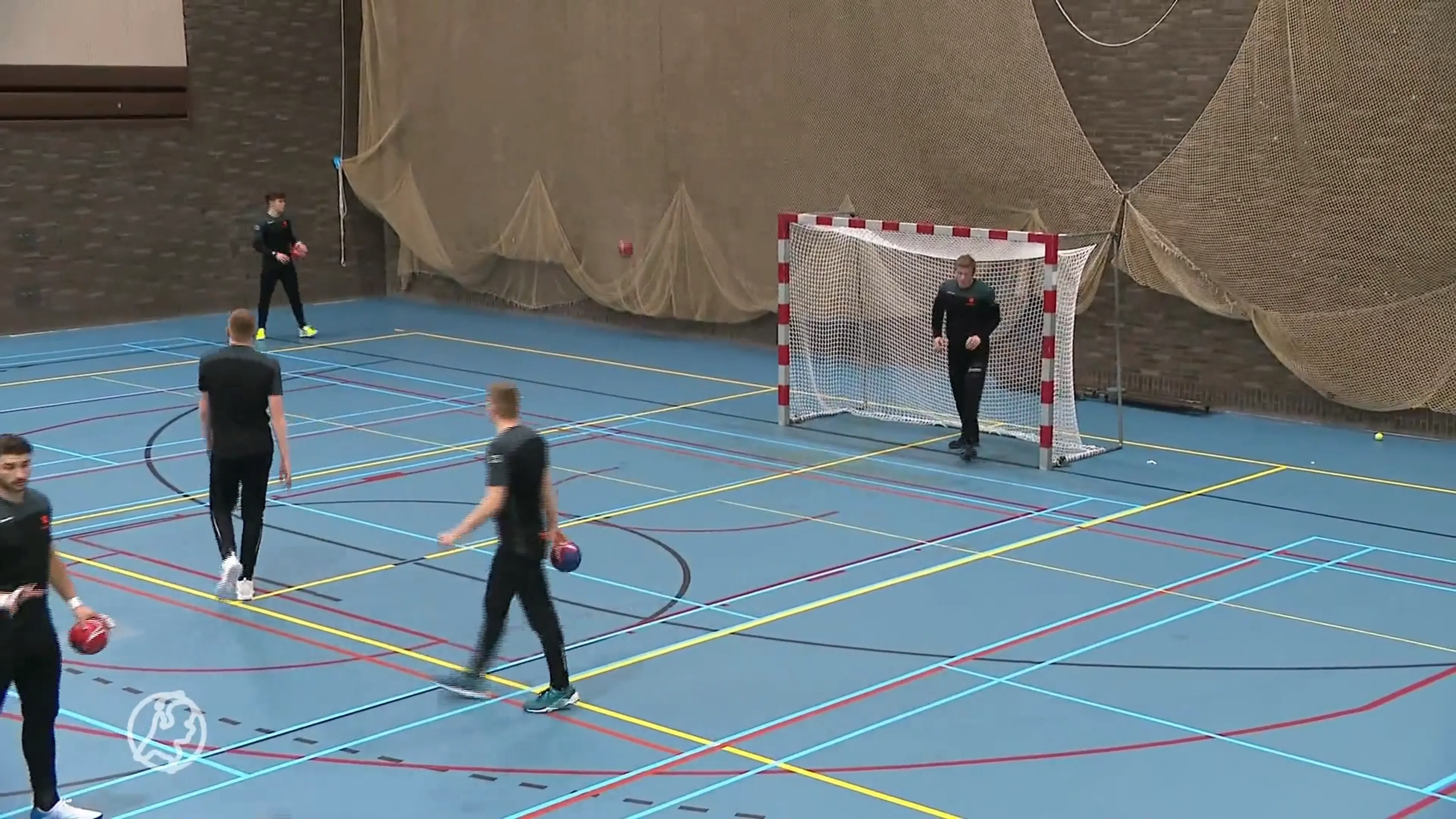 Handbaltweeling Arjan en Niels Versteijnen (22) maken hun droom waar op het WK