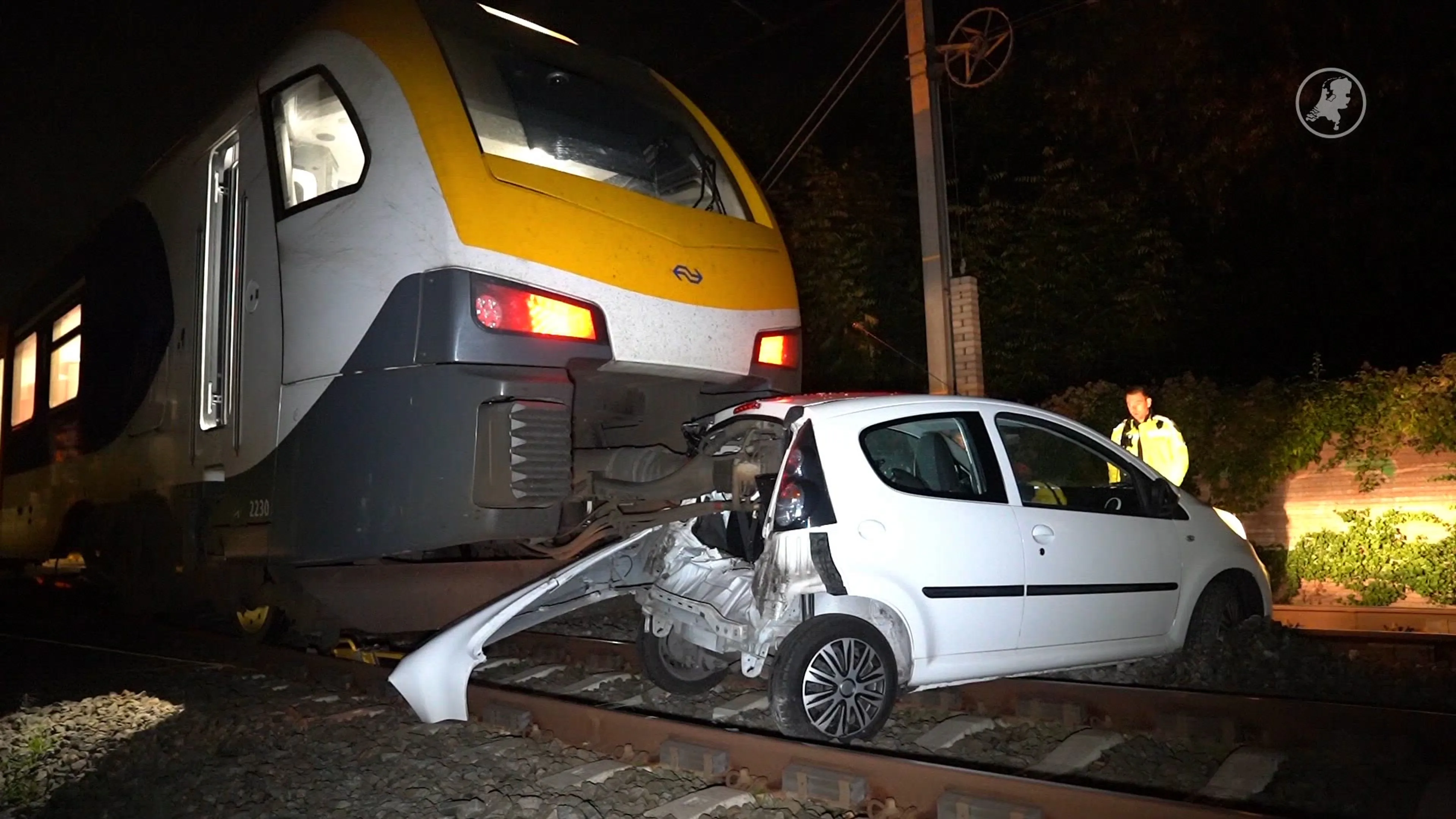 Trein ramt auto in Boxtel, geen gewonden