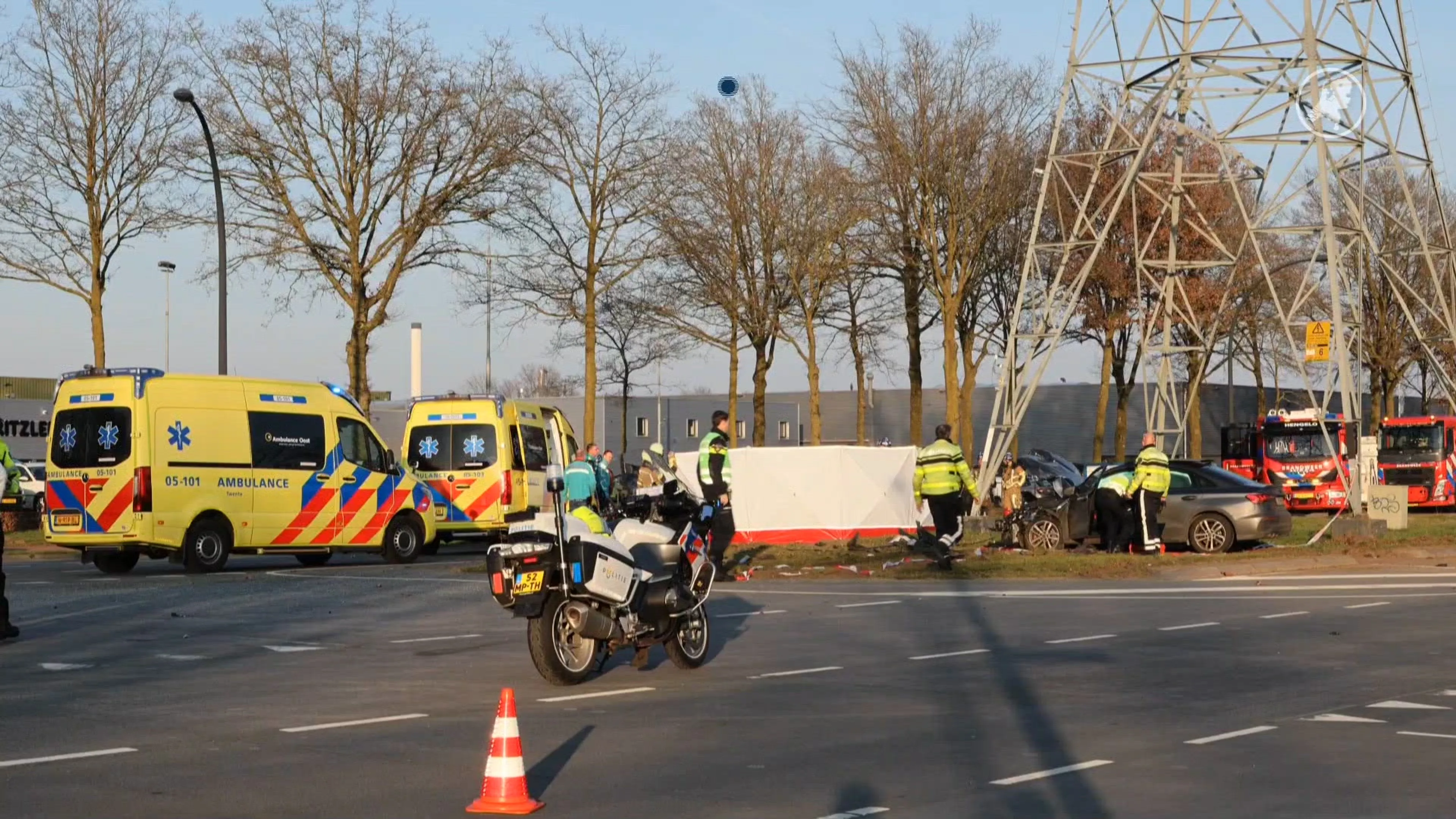 Automobilist komt om door verkeersongeval in Hengelo
