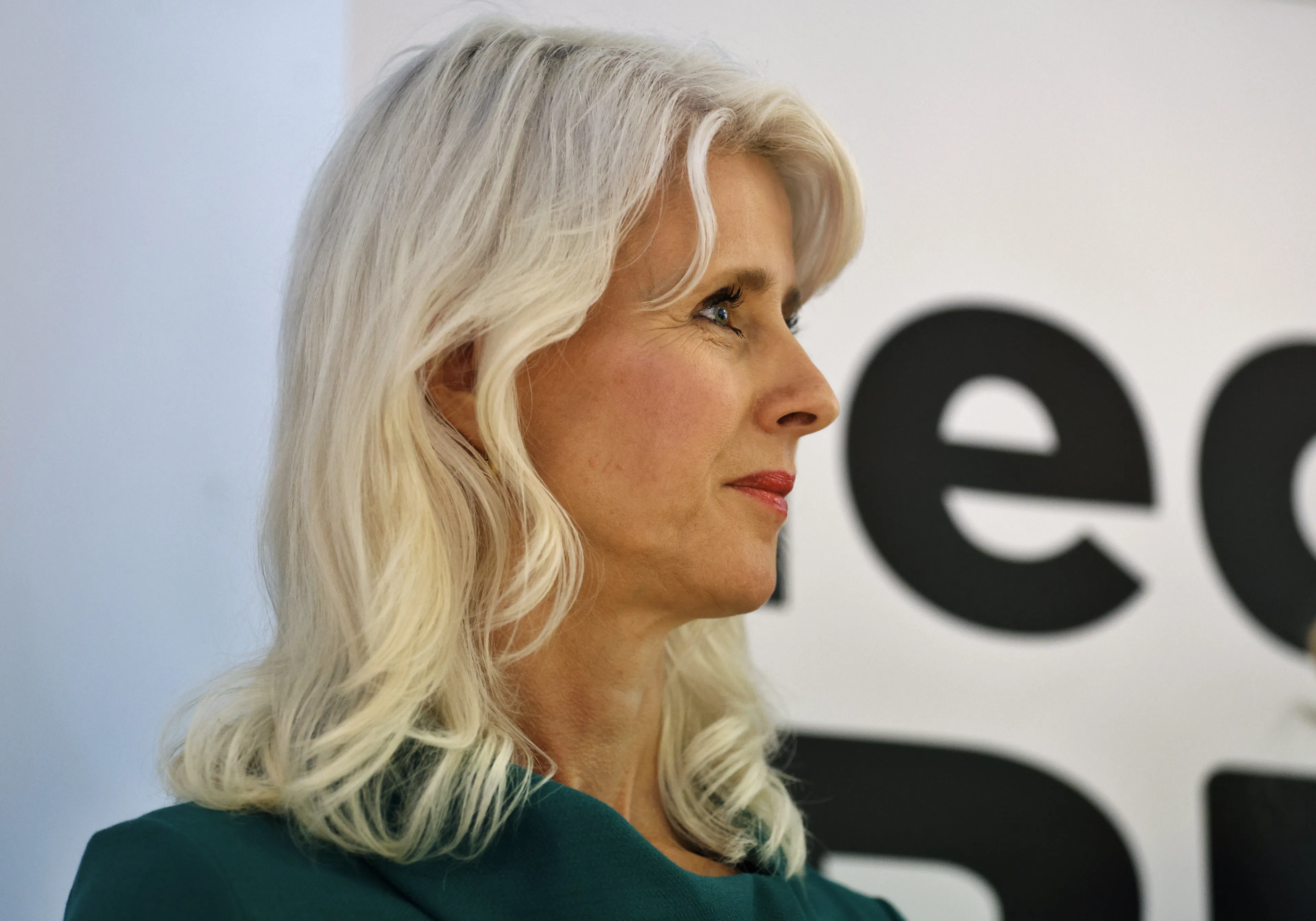 Minister Keijzer grijpt in: maatregelen om asielketen te ontlasten