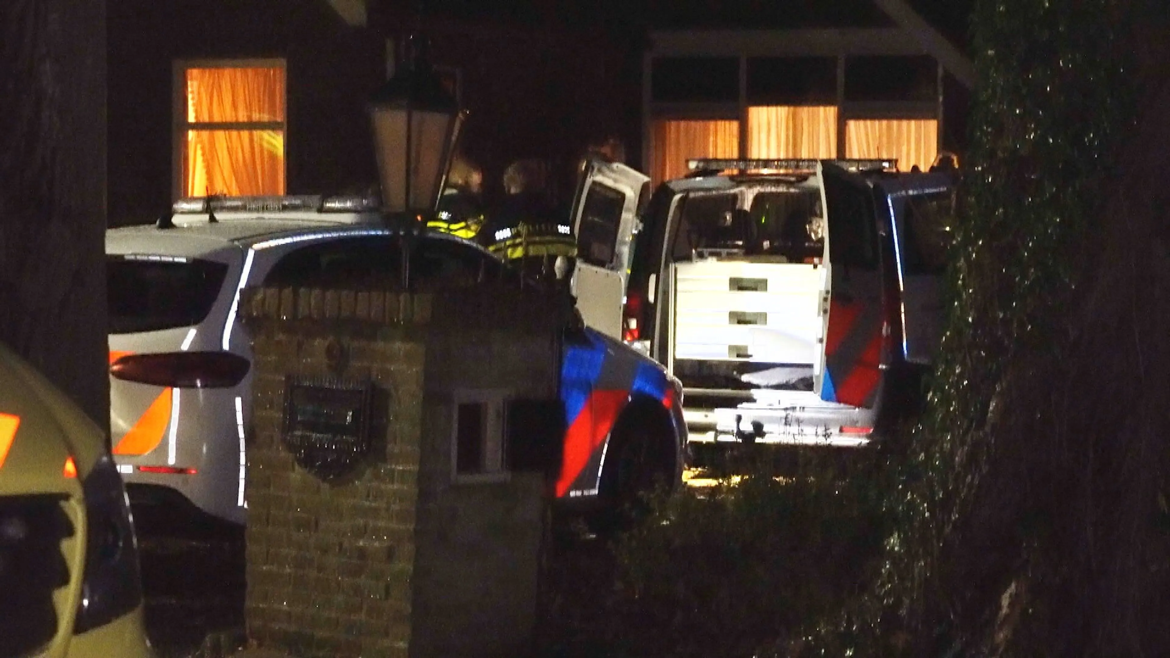 Drie gewonden bij woningoverval in Assen