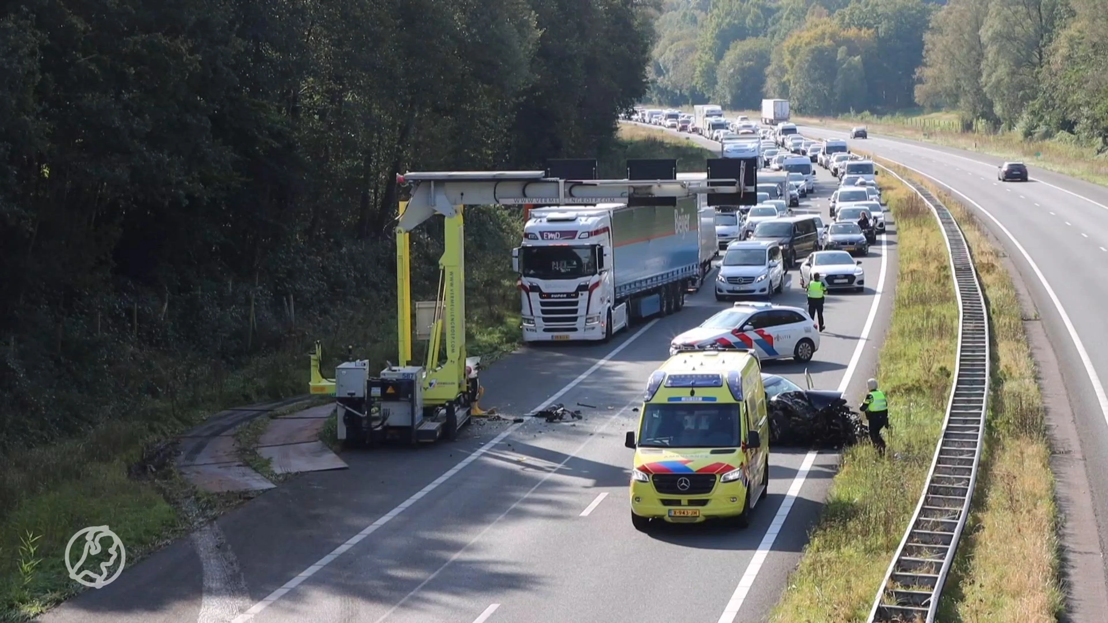 Snelweg richting Duitsland opnieuw afgesloten door ernstig ongeval