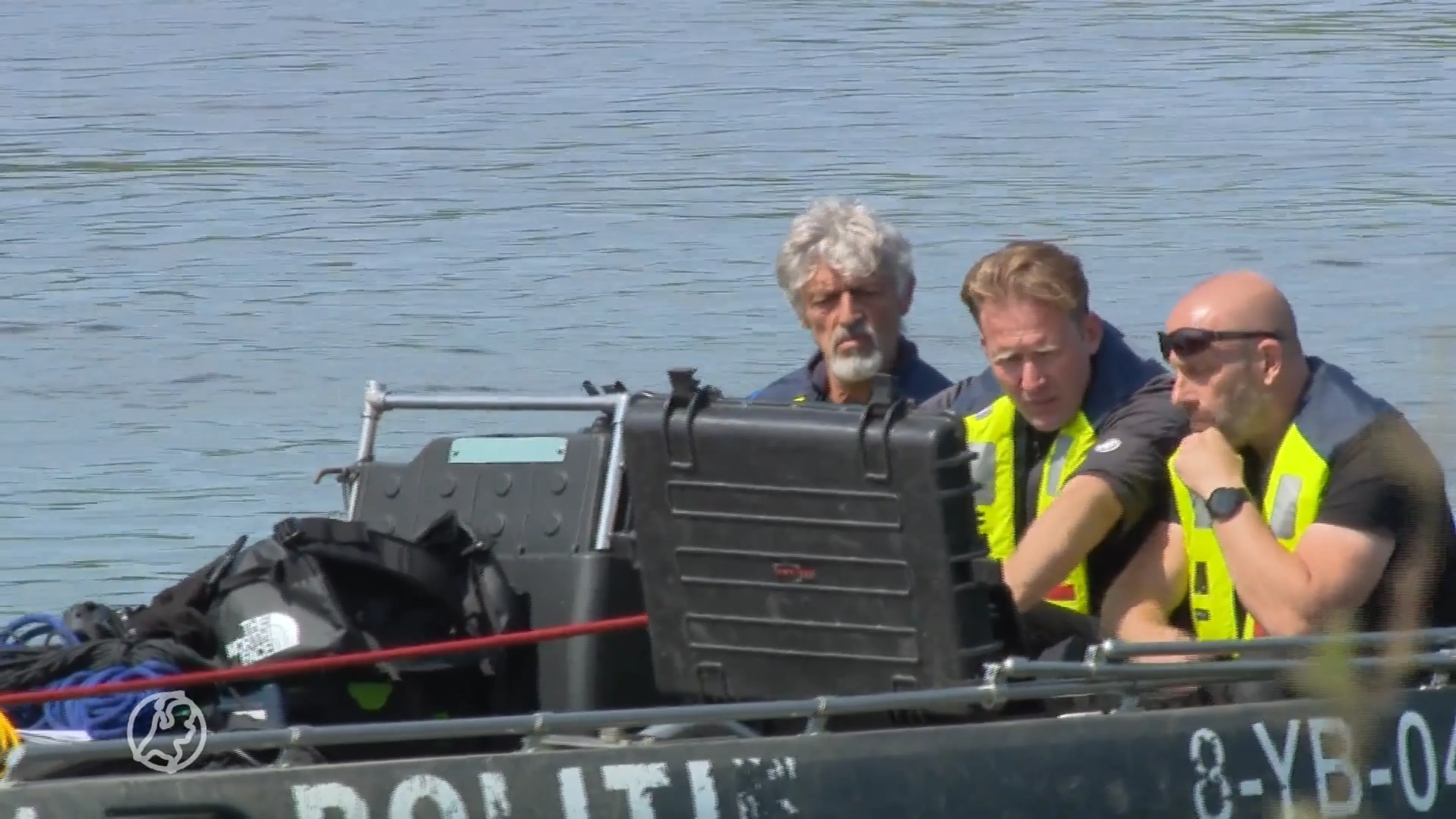 Twee mensen vermist na ongeval met bootje op Maas
