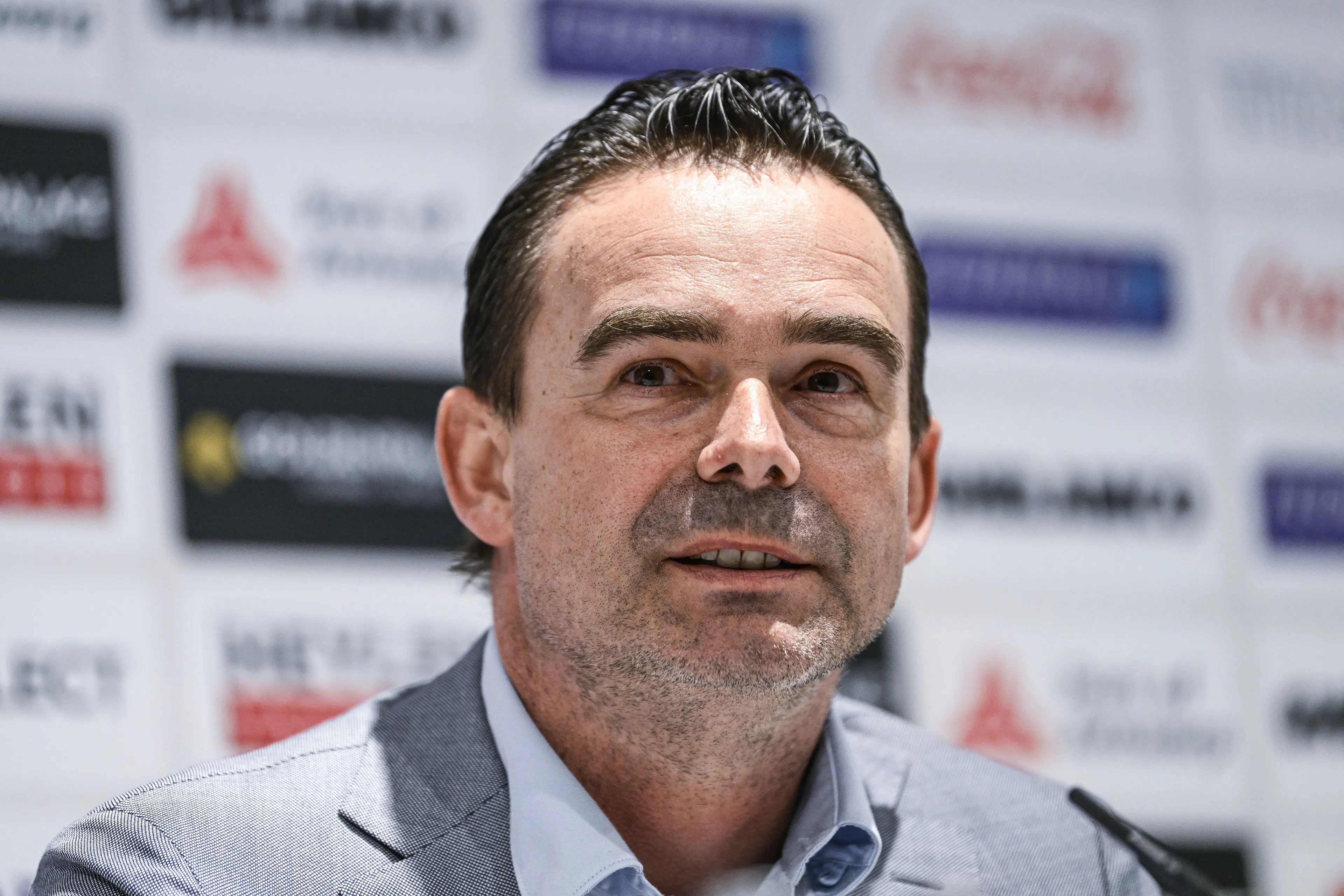 Ook Nike trekt zich terug als sponsor vanwege aanstelling Overmars