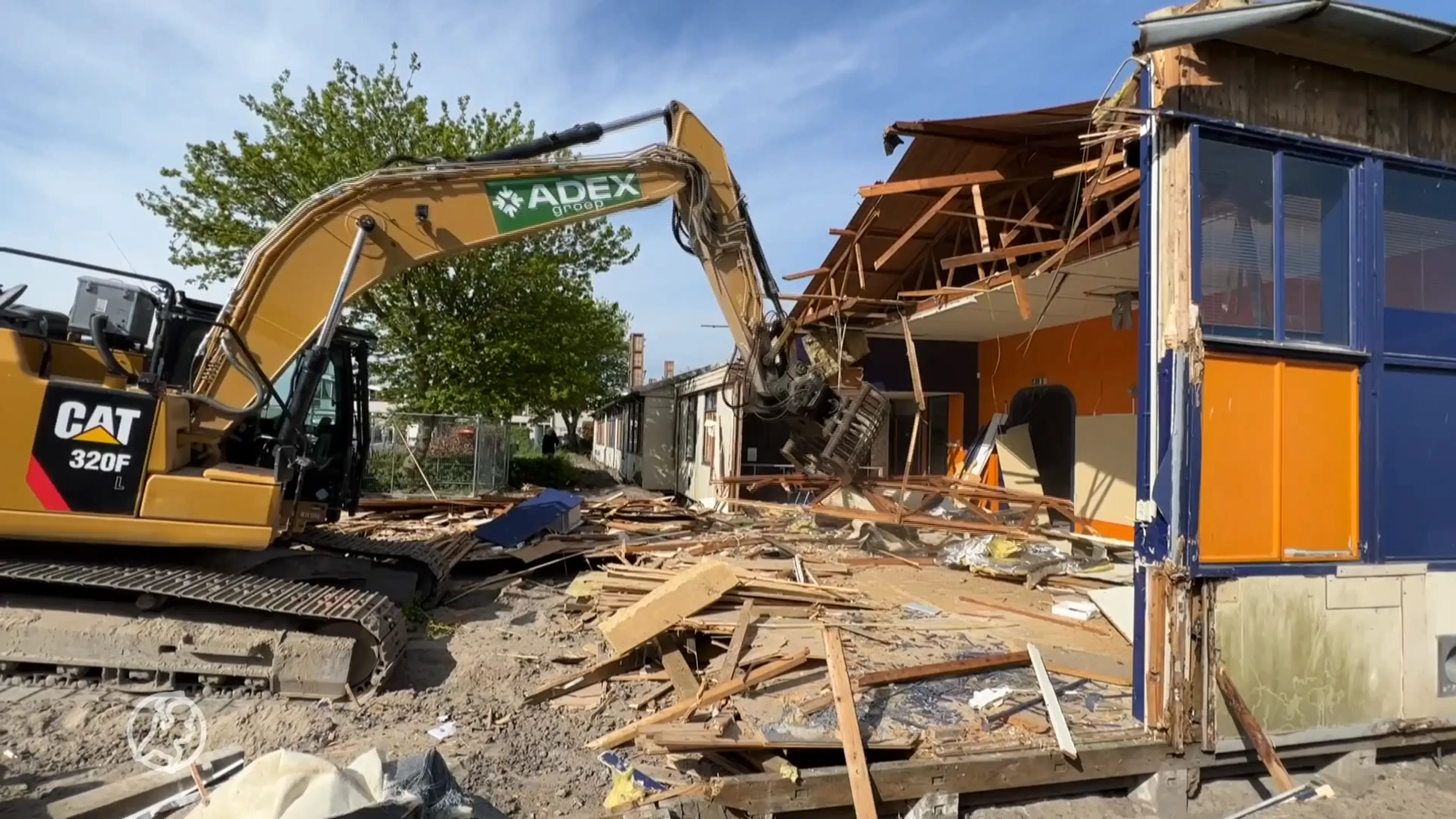 Oudste gebouw van Zuidelijk Flevoland toch tegen de vlakte ondanks jarenlange kritiek