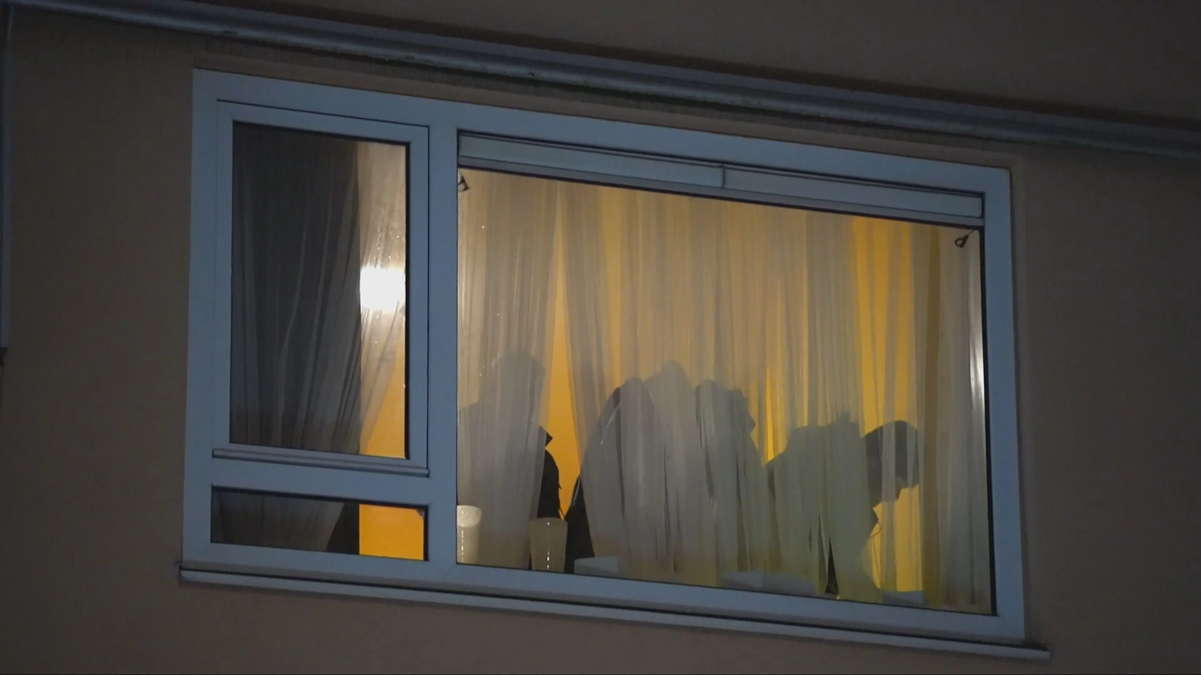ZIEN: 'Beelden arrestatie vermoedelijke serieschutter Rotterdam' 