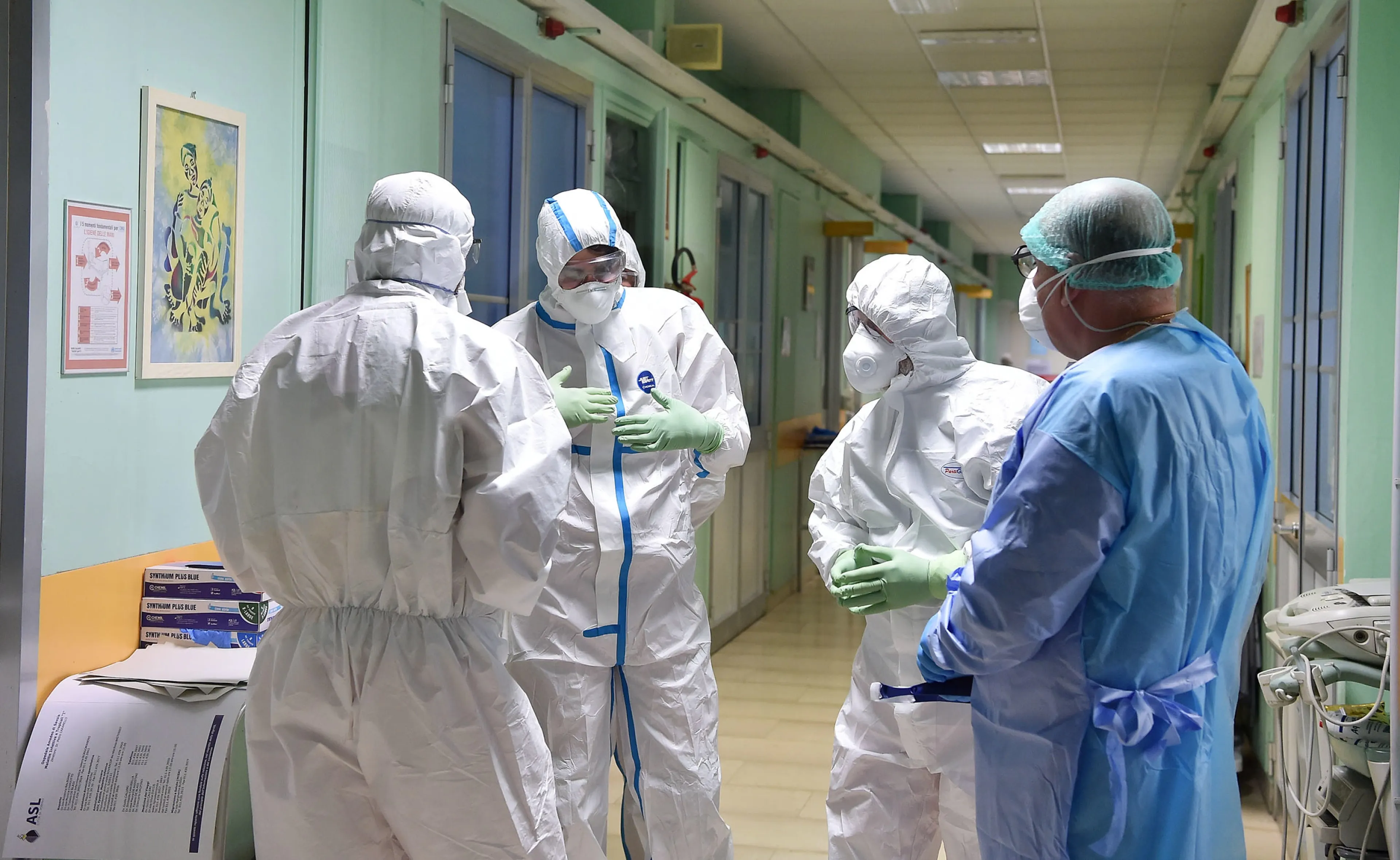 Viroloog: 'Coronavirus verandert, je hebt nu China-variant en Italië-variant'