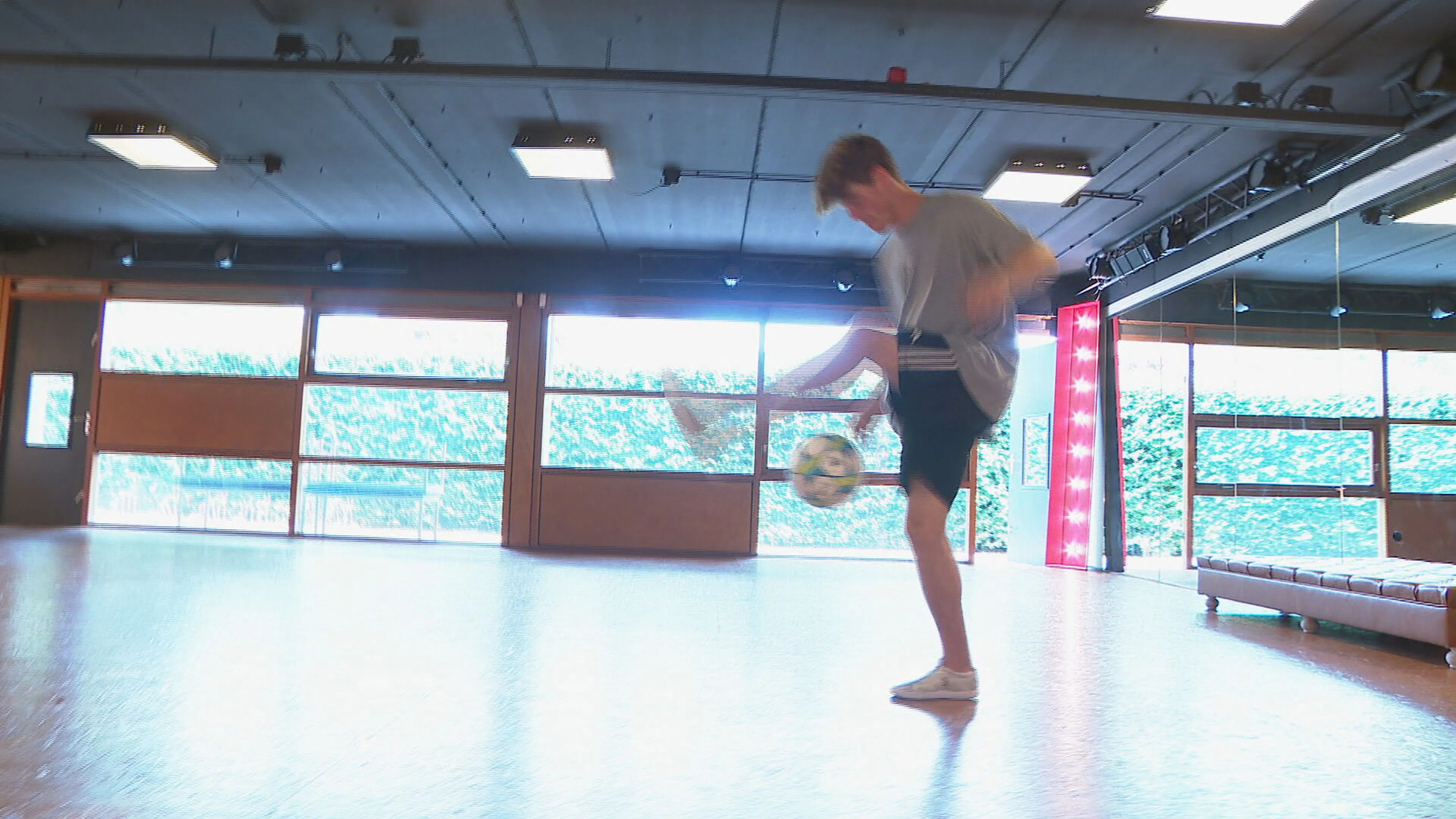 Jesse (22) uit Amersfoort is wereldkampioen freestyle voetbal: 'Zo'n mooi gevoel'