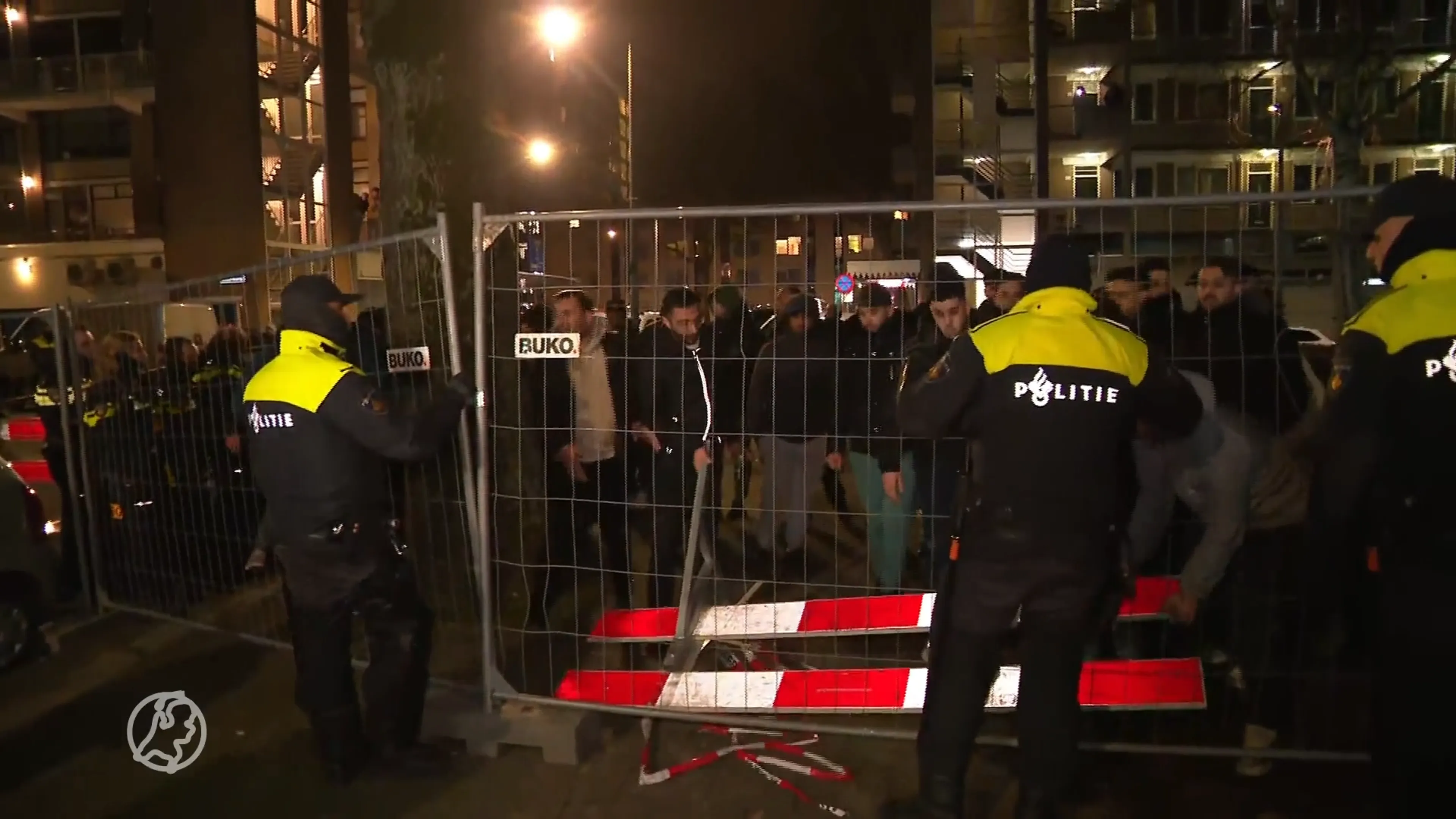 'Ilyas (22) en Moustafa (33) na explosie Rotterdam nog steeds vermist, familie is radeloos'