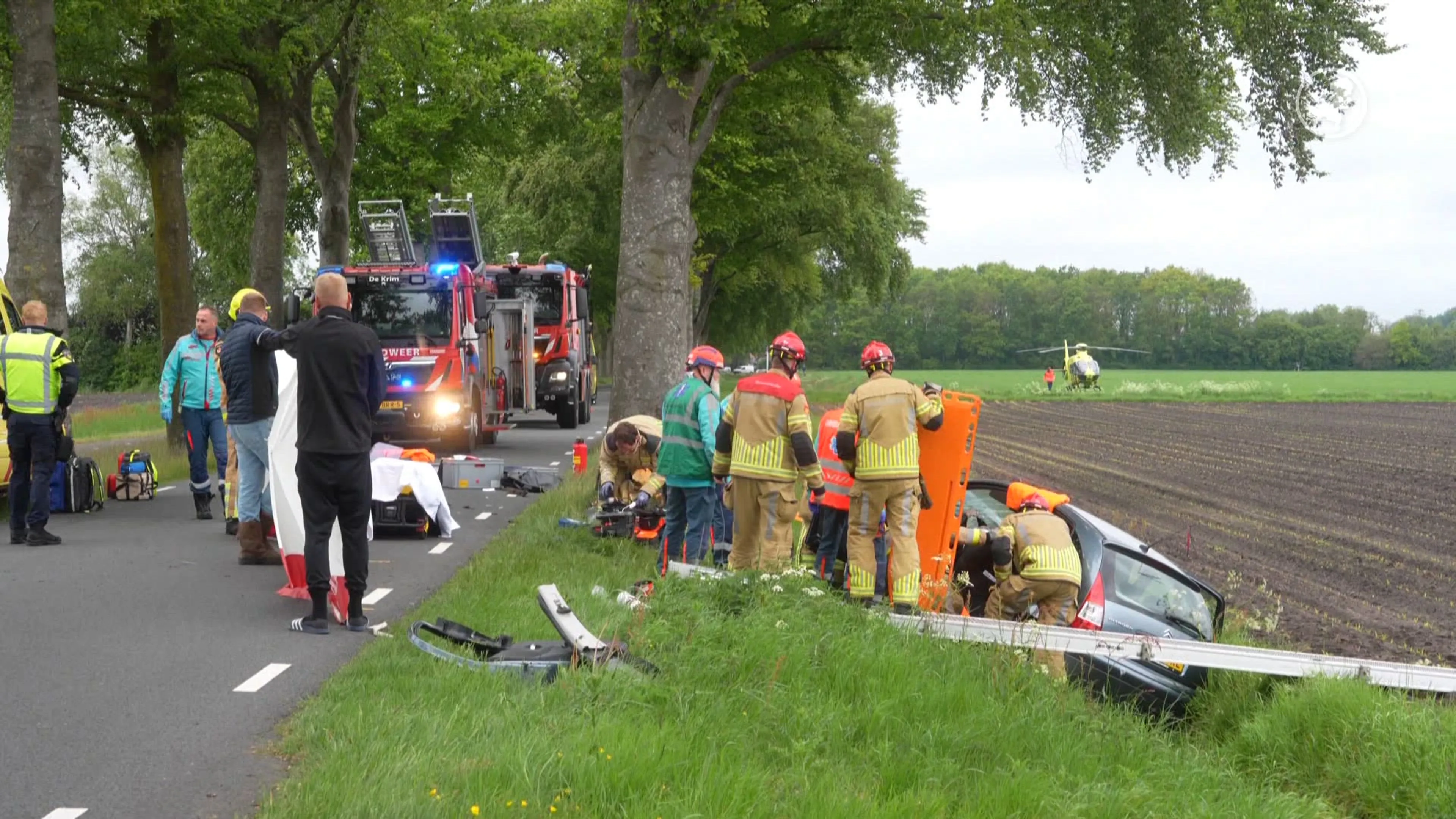 Drie gewonden bij ernstig ongeluk met auto in De Krim