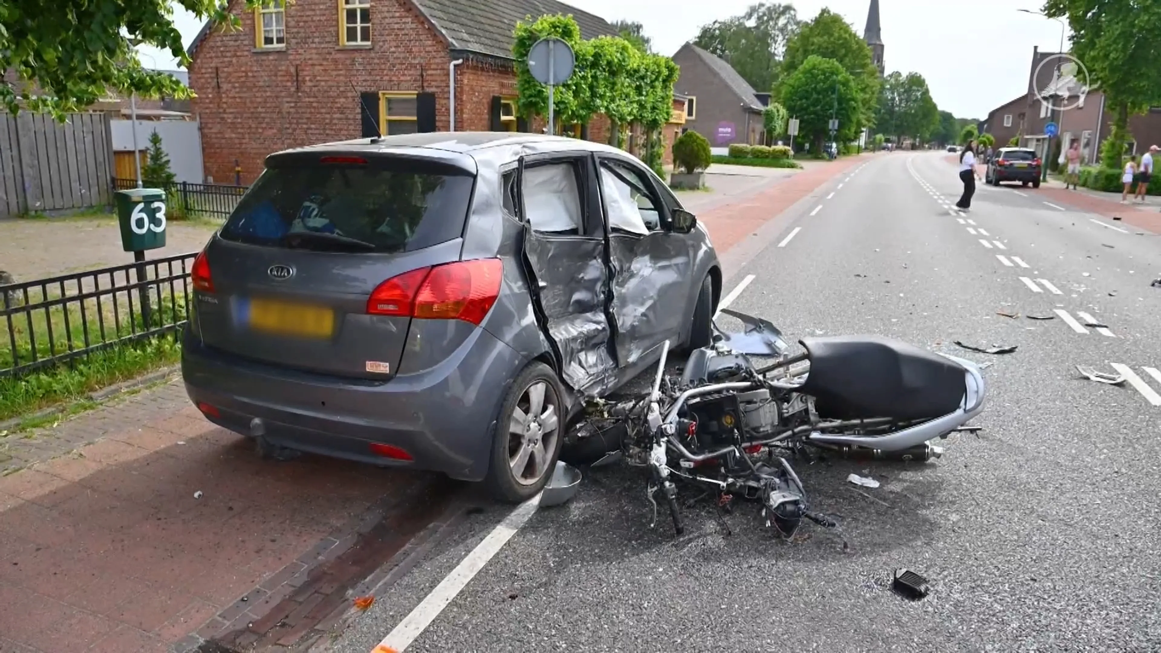 Motorrijder (42) overleden na aanrijding met auto in Bergeijk