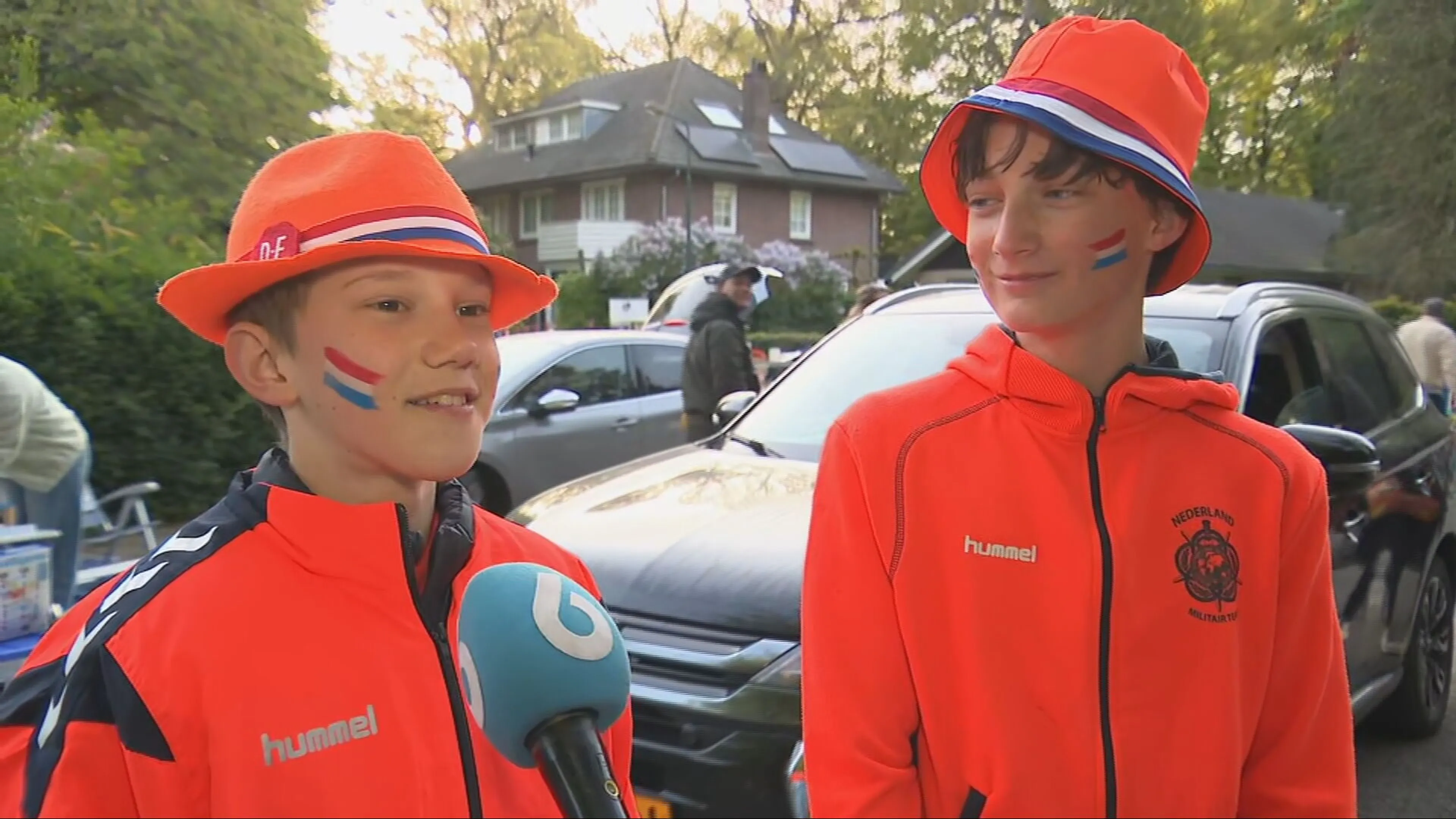 Verkopers trekken alles uit de kast op vrijmarkt Driebergen