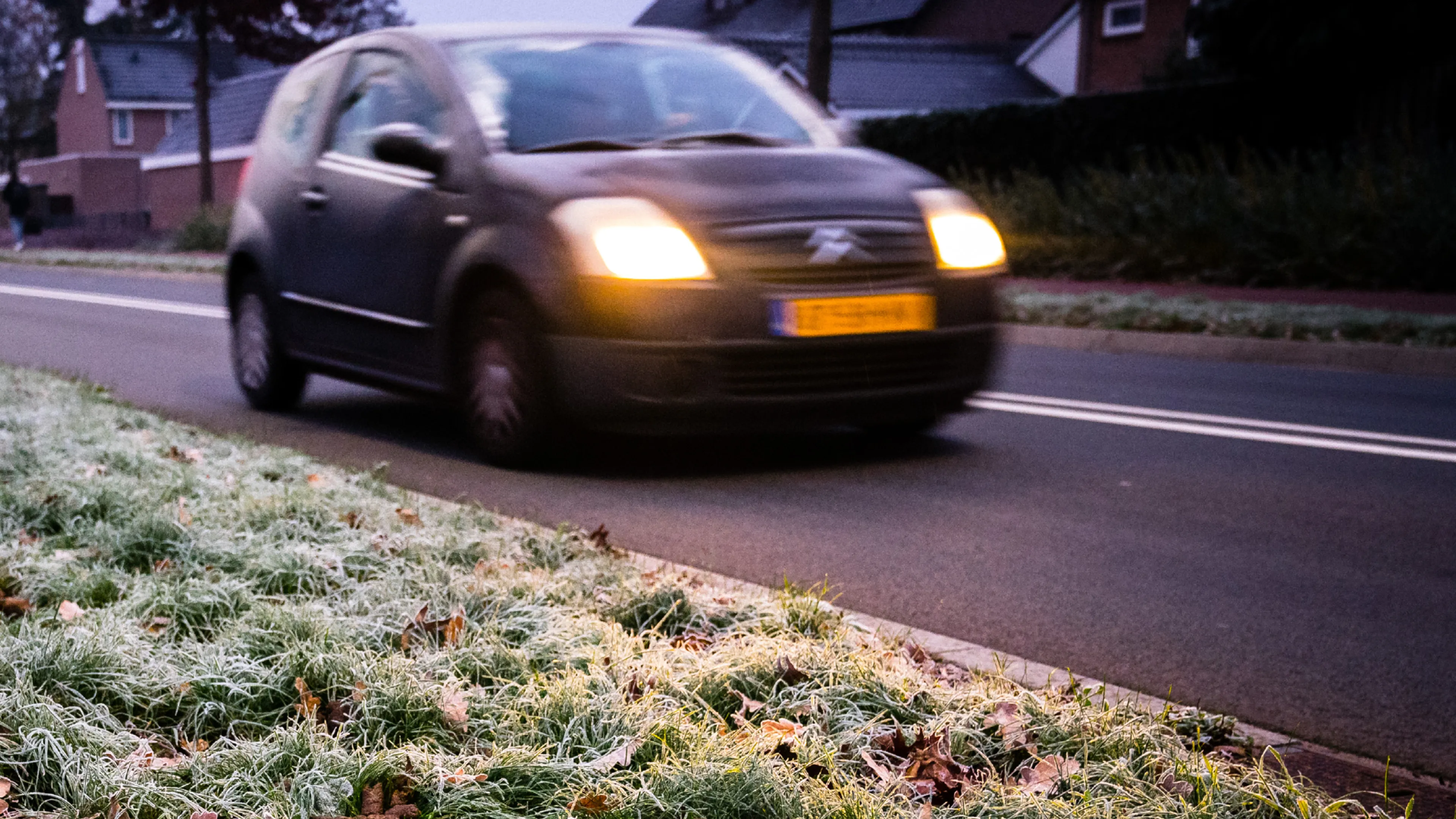 Tot in de middag code geel meerdere provincies wegens gladheid
