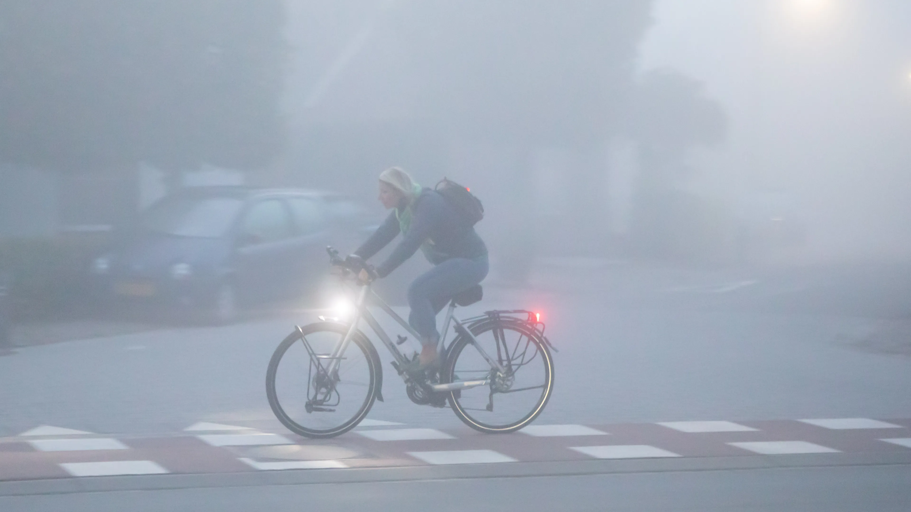 Code geel in Noord-Holland en Friesland om dichte mist, ook elders slecht zicht