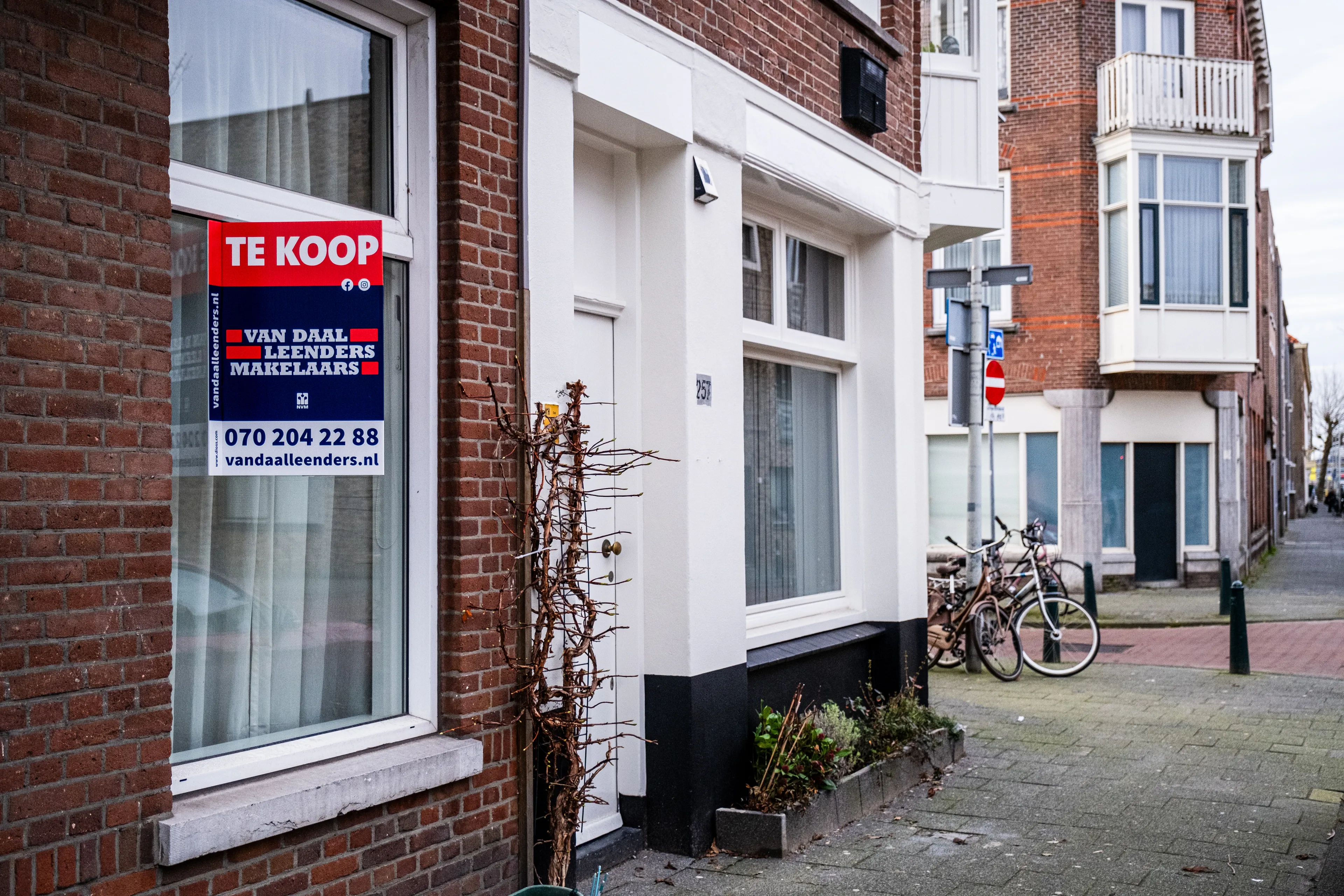 Vijftien geldverstrekkers verhogen rente: hypotheek wordt duurder