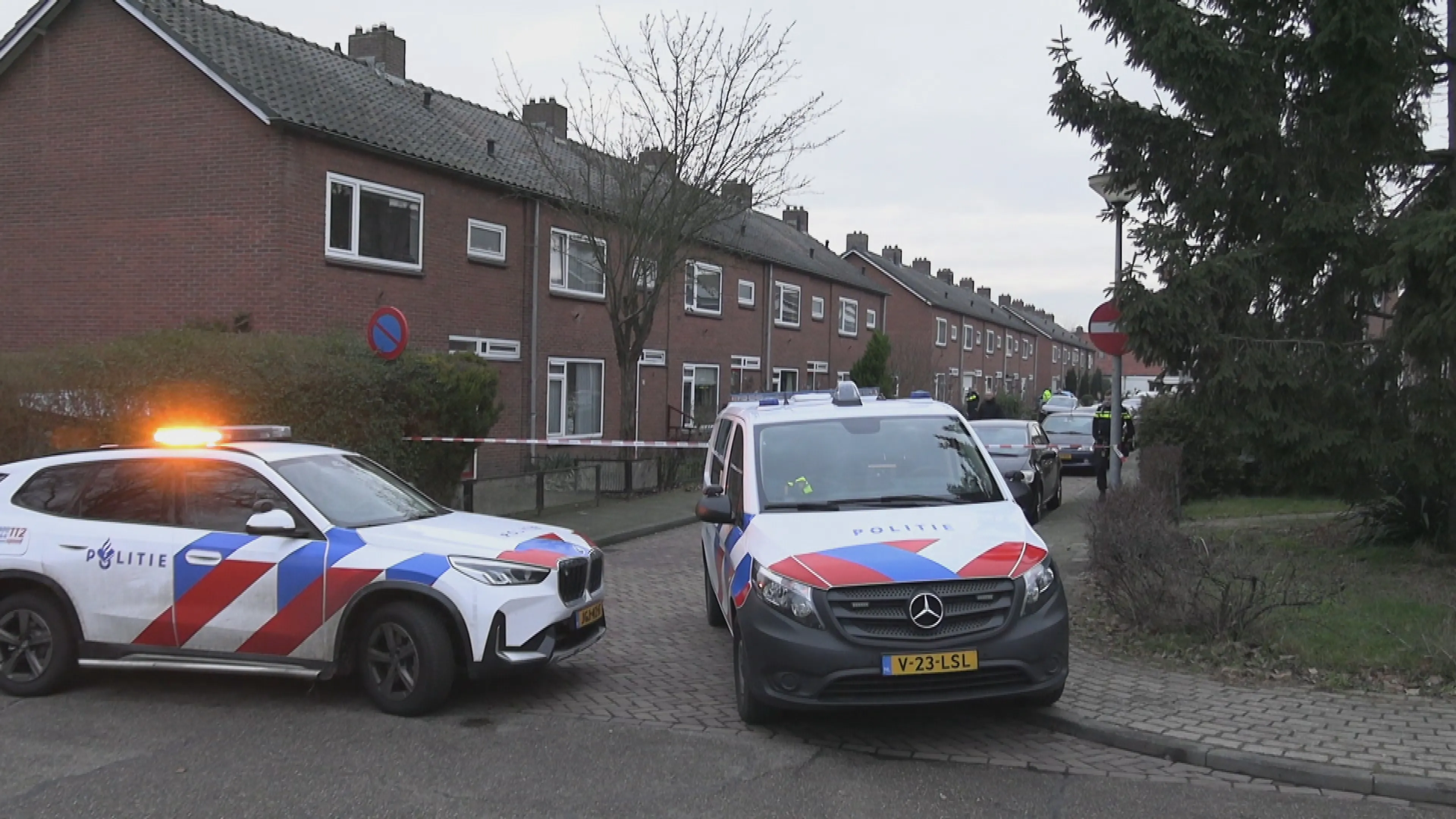 15 woningen in 's-Heerenberg ontruimd na vondst wapens en explosief materiaal