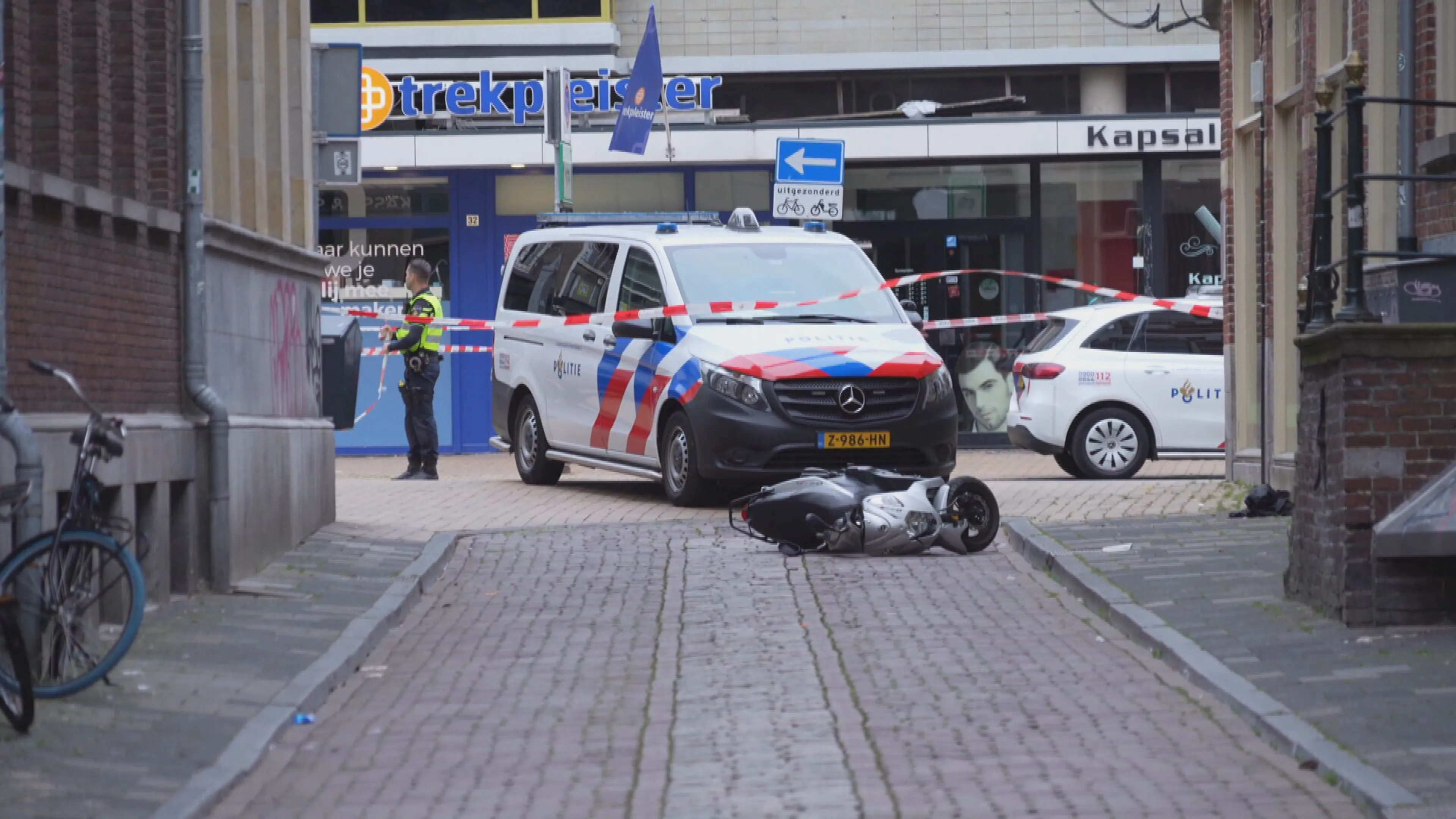 Bromfietser zwaargewond na politieachtervolging in Groningen