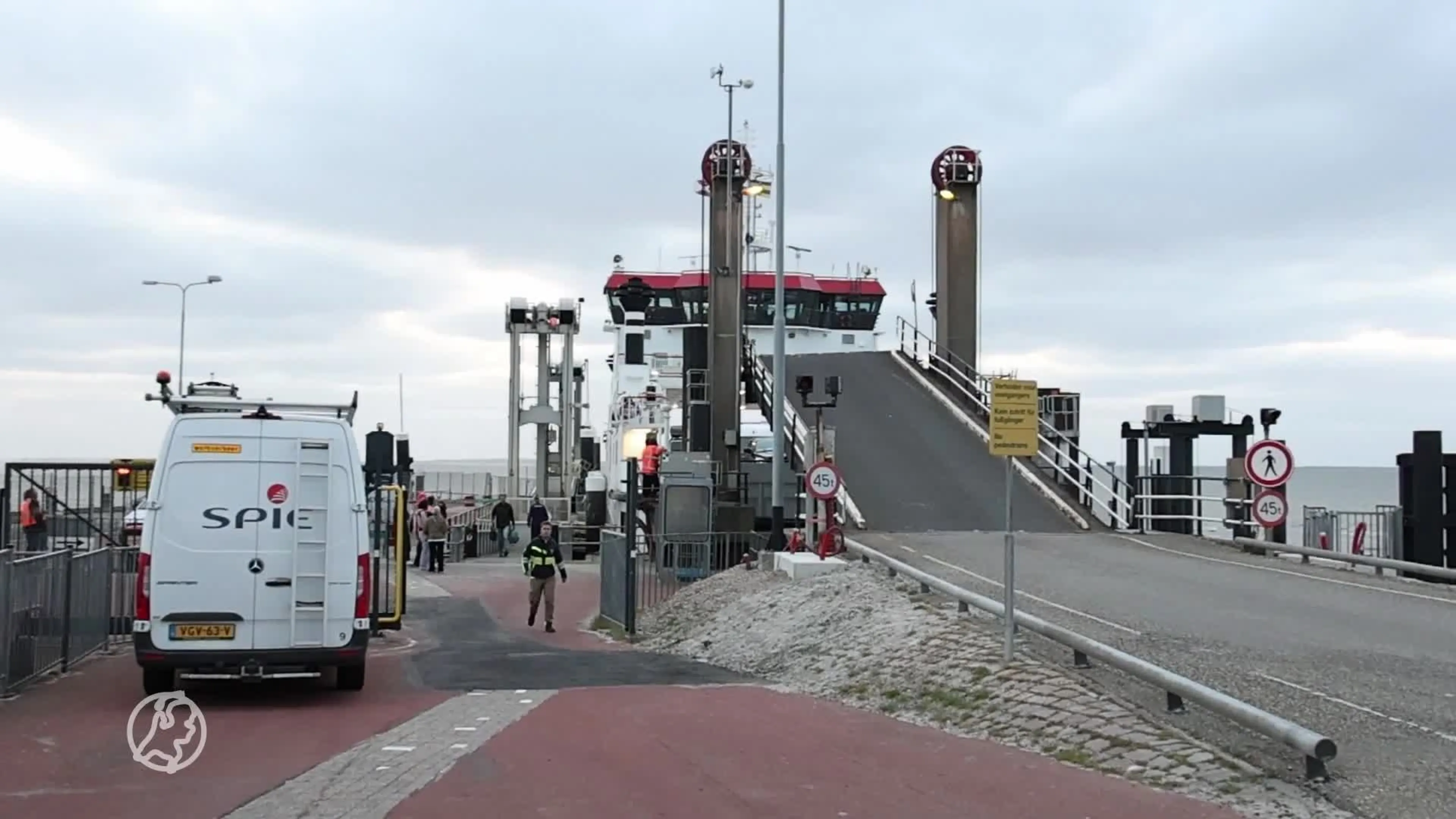 Autobrug Holwert nog niet vrijgegeven, nieuwe problemen opgedoken