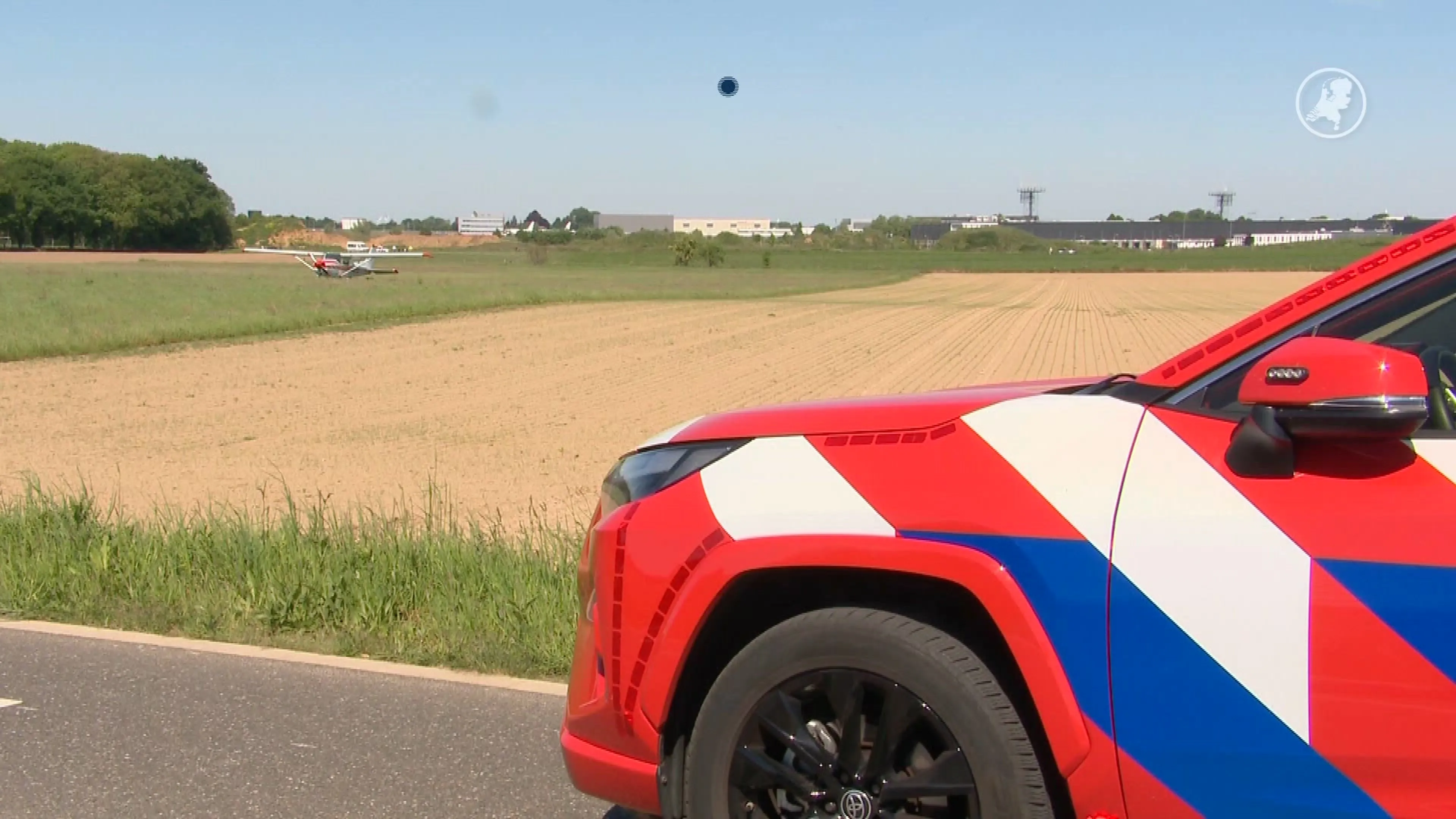 Vliegtuig maakt noodlanding in weiland bij Ulestraten