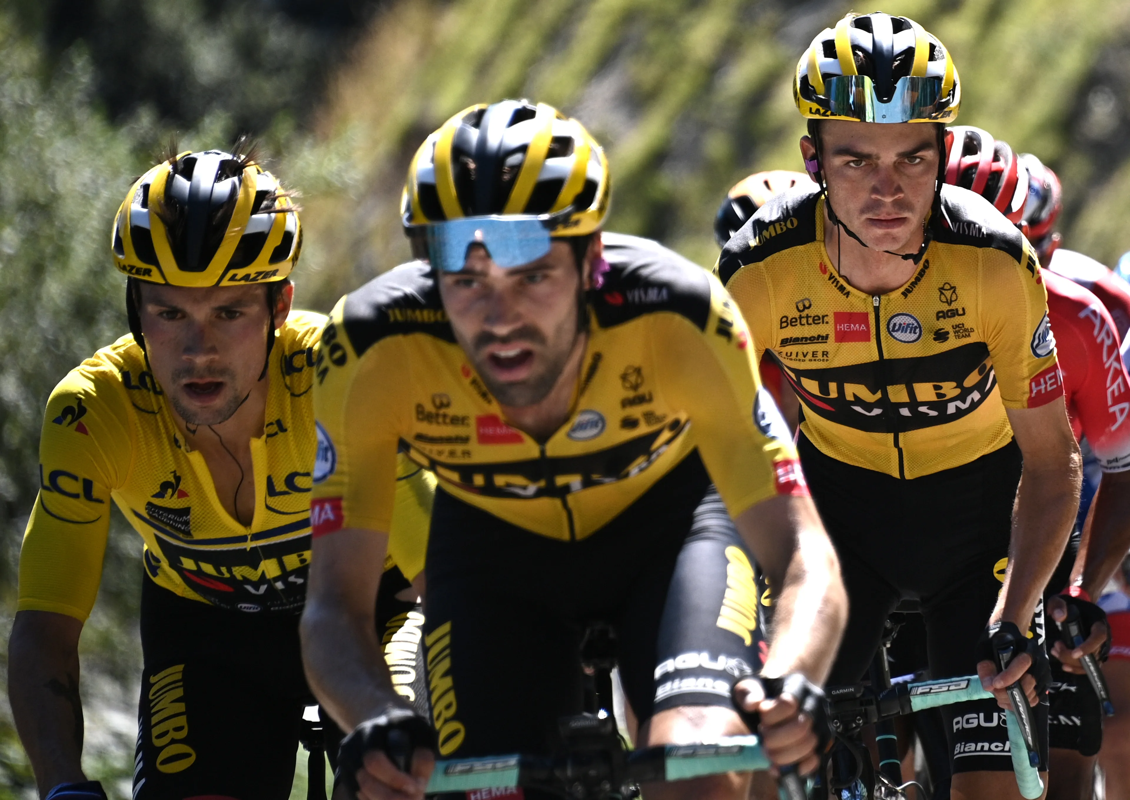 Tourzege Dumoulin niet in gevaar door code oranje in Frankrijk: 'Dit is een noodzakelijke reis'