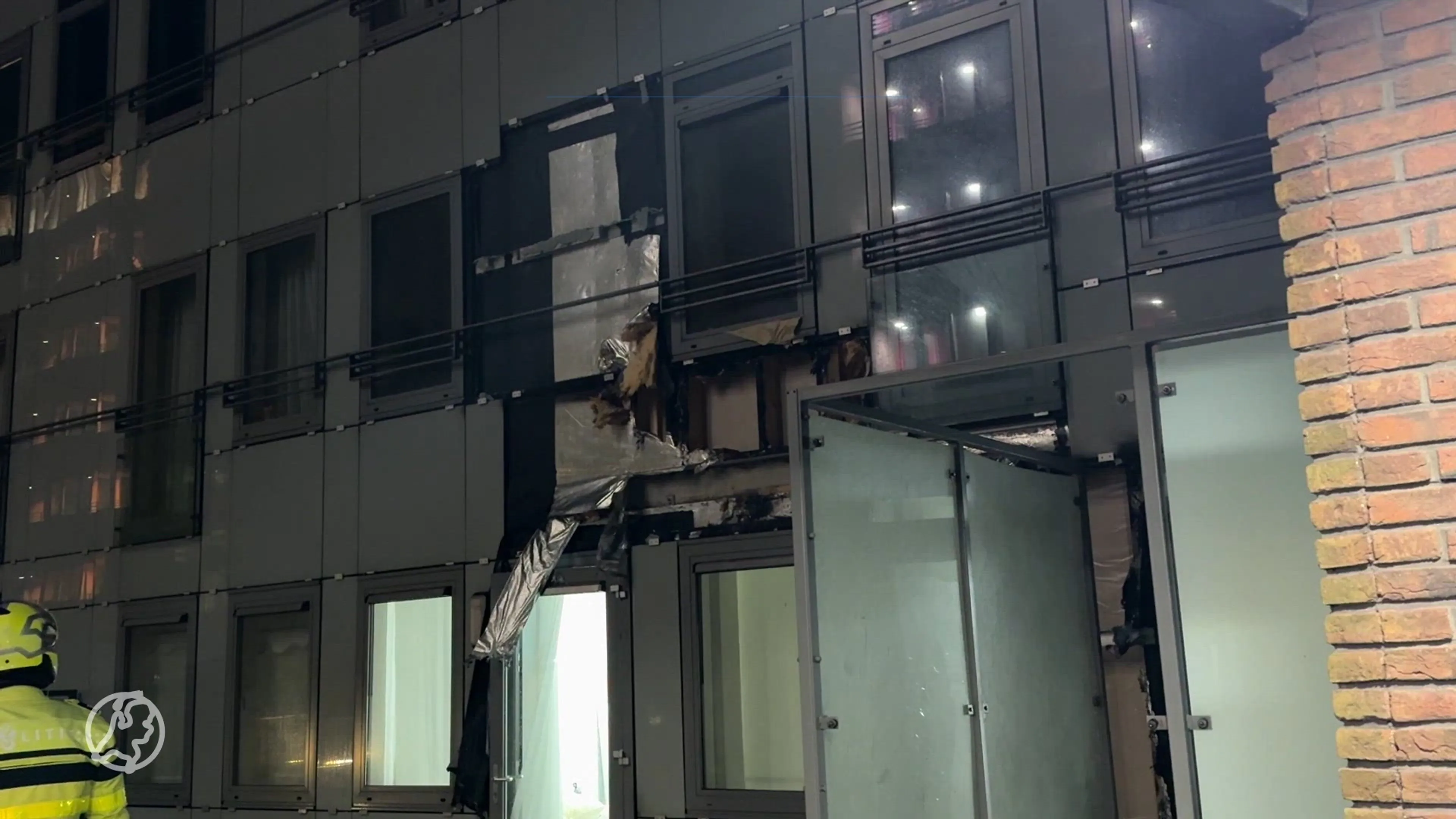 Video: Appartementen in Amsterdam ontruimd na explosie en brand