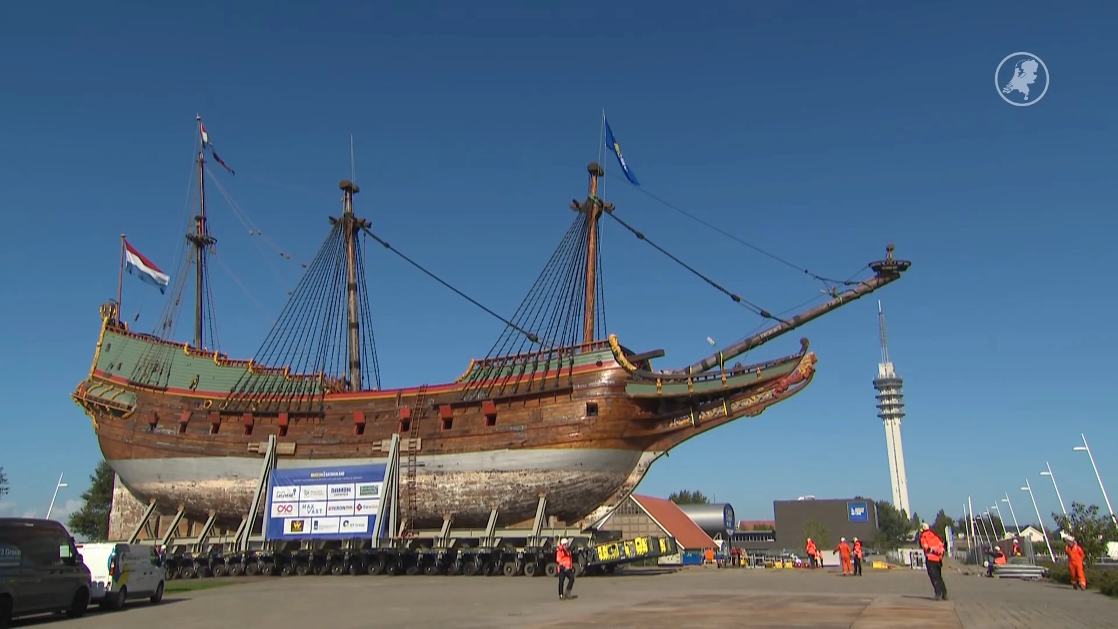 Batavia maakt na dertig jaar in water bijzondere verhuizing