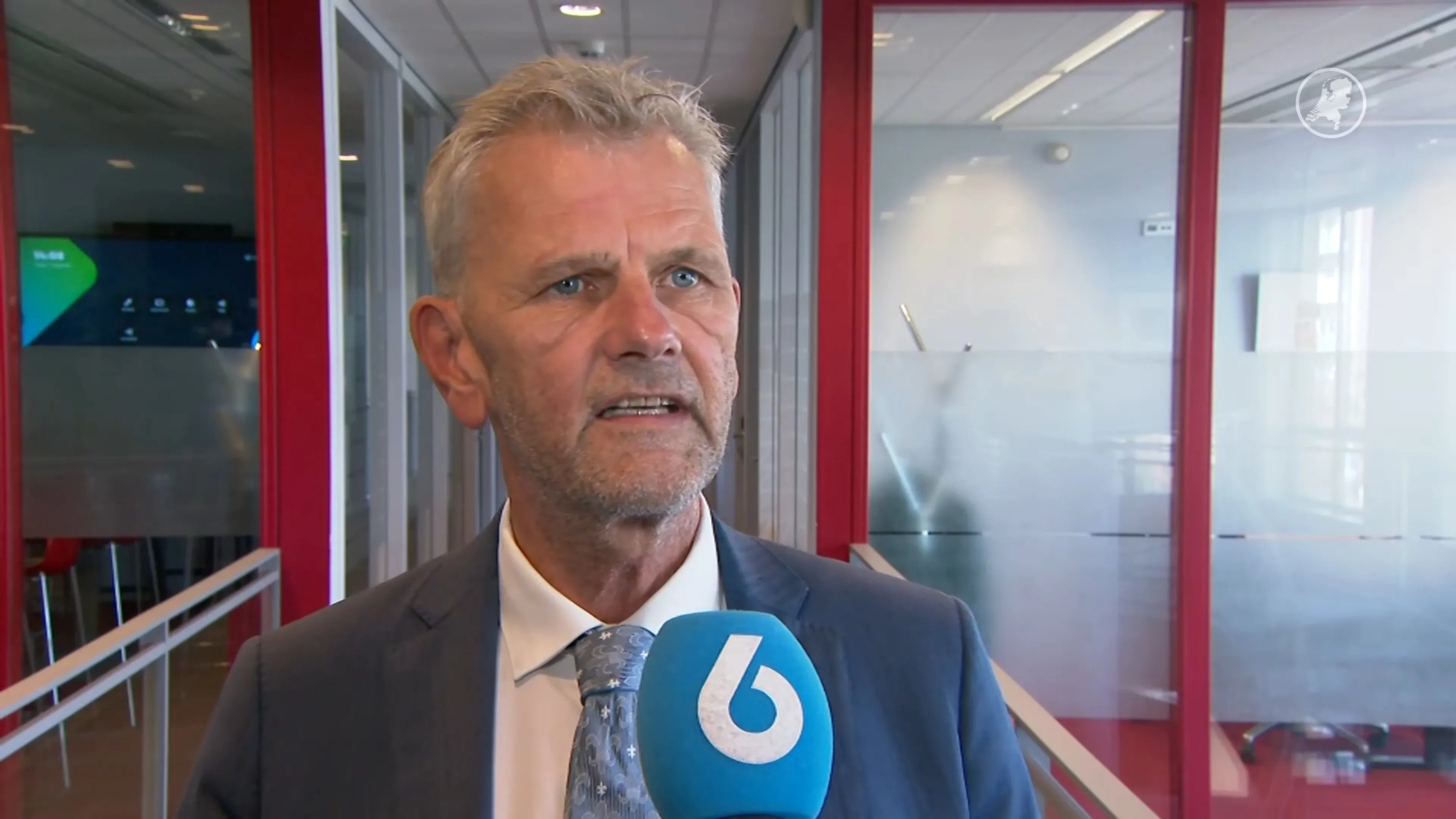 Burgemeester Beverwijk: scholen gaan maandag weer open