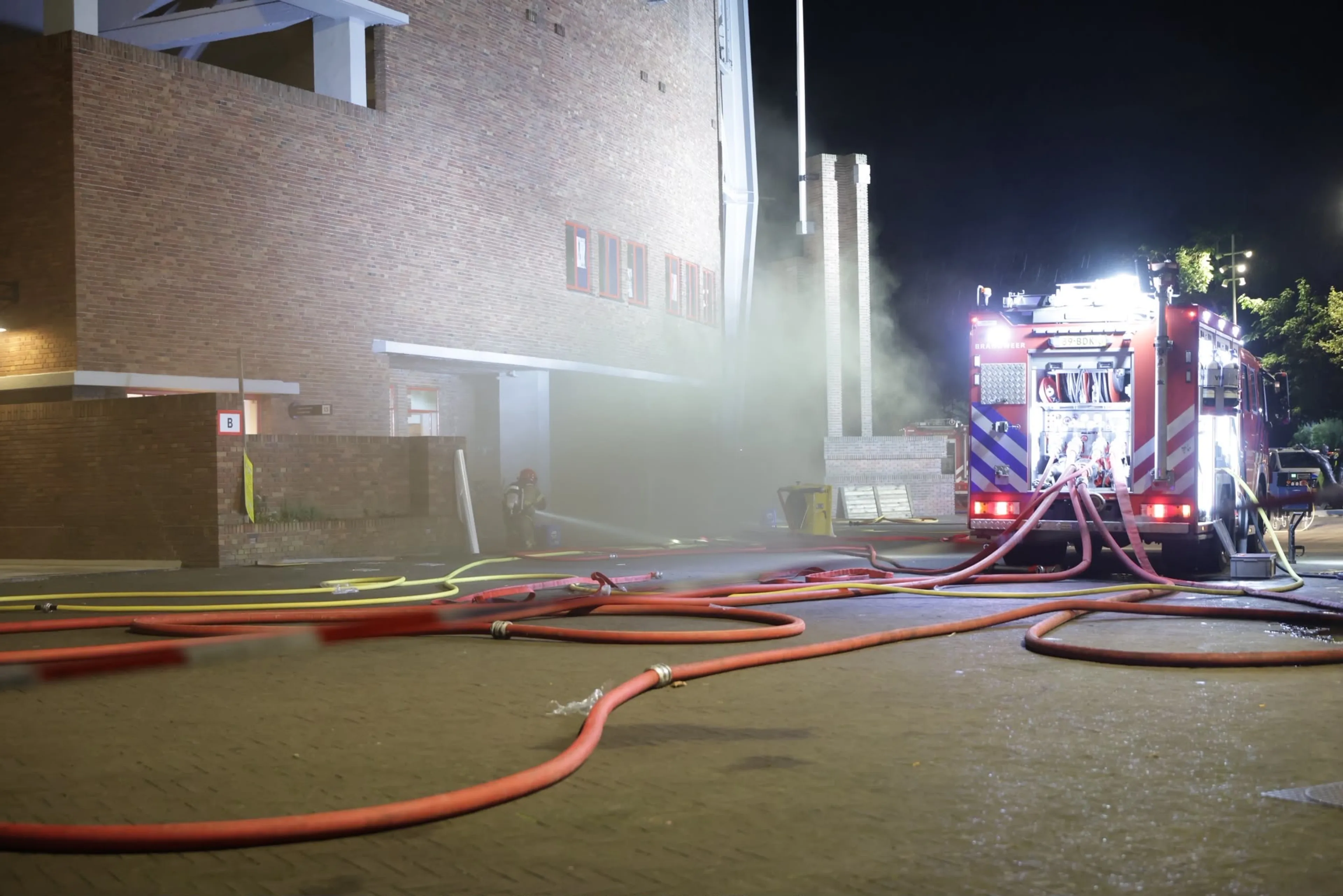 Veel rook door brand in Olympisch Stadion Amsterdam