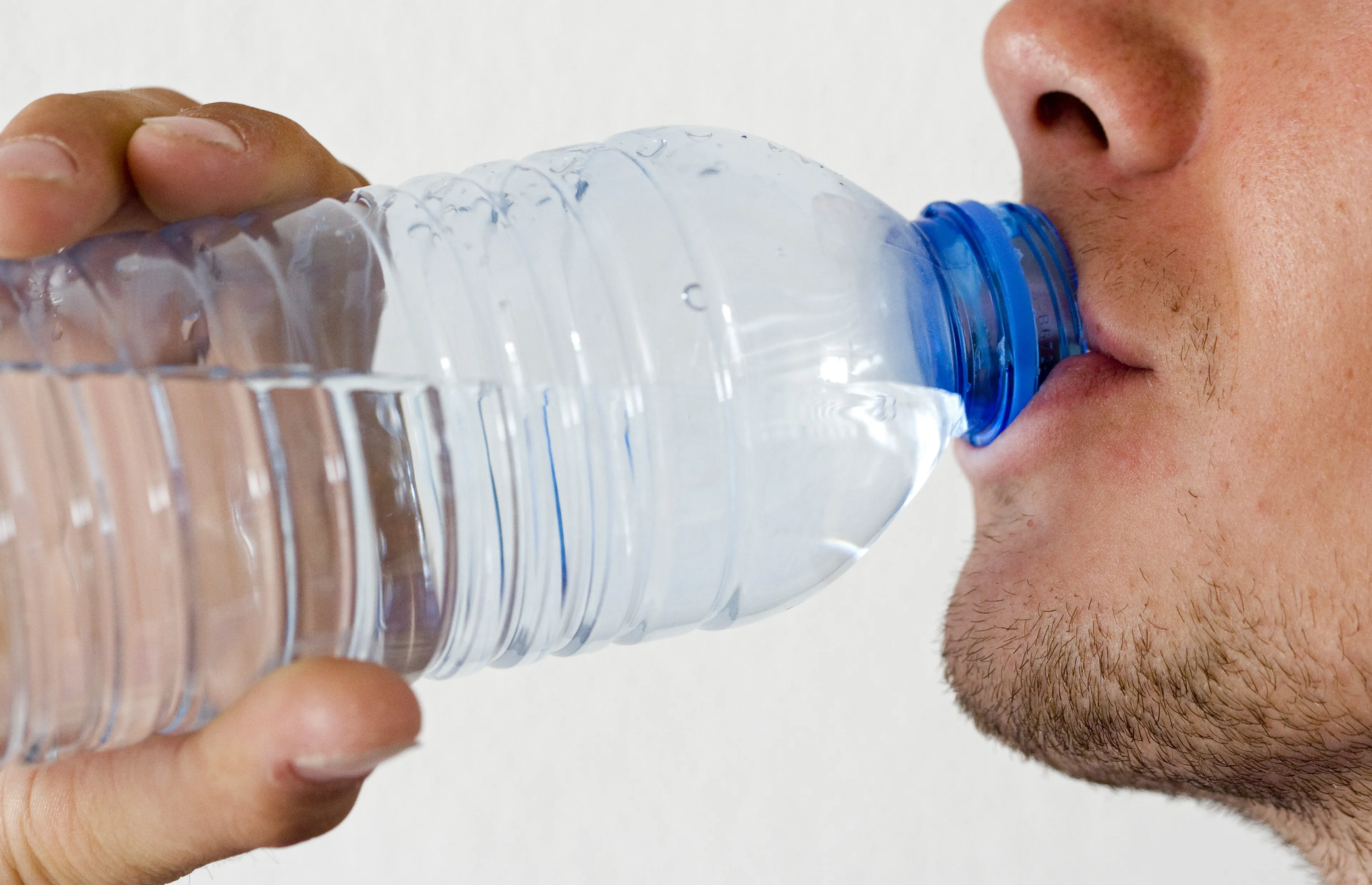 Is het opnieuw vullen van je flesje water wel veilig?