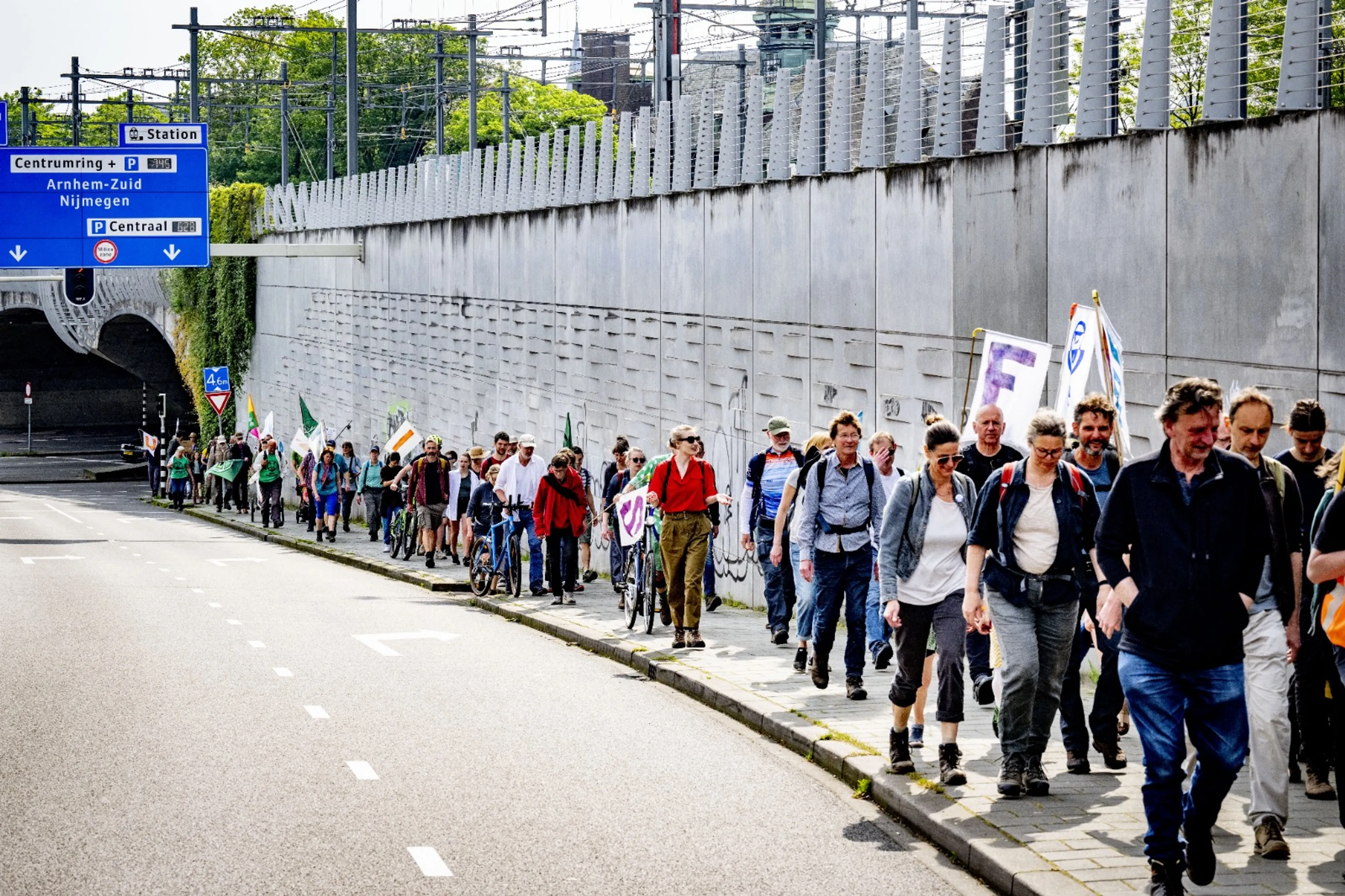 Extinction Rebellion: 200 tot 300 deelnemers eerste dag A12-mars