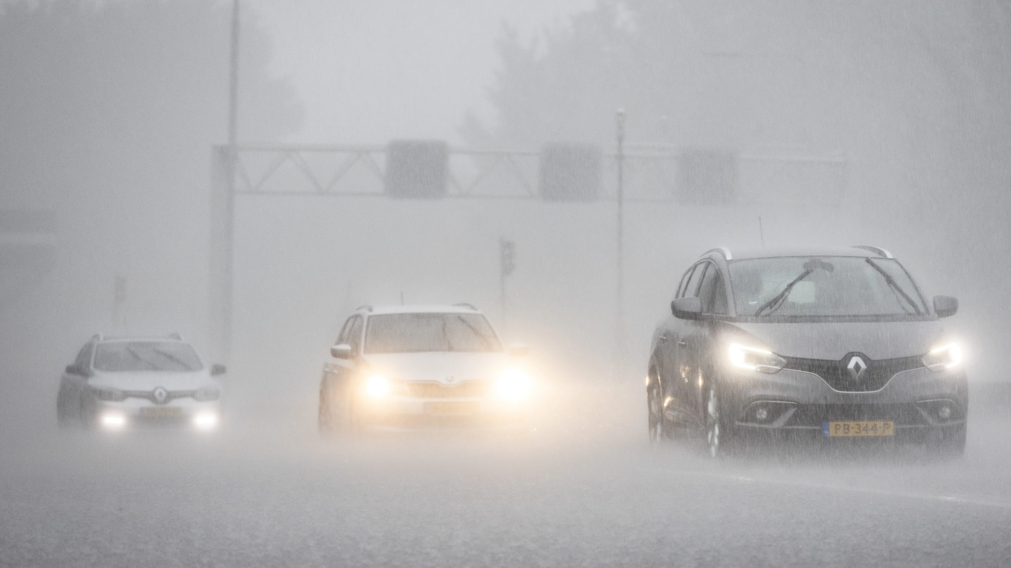 Septemberhitte komt met zwaar onweer ten eind: hier gaat het vanaf vanavond los