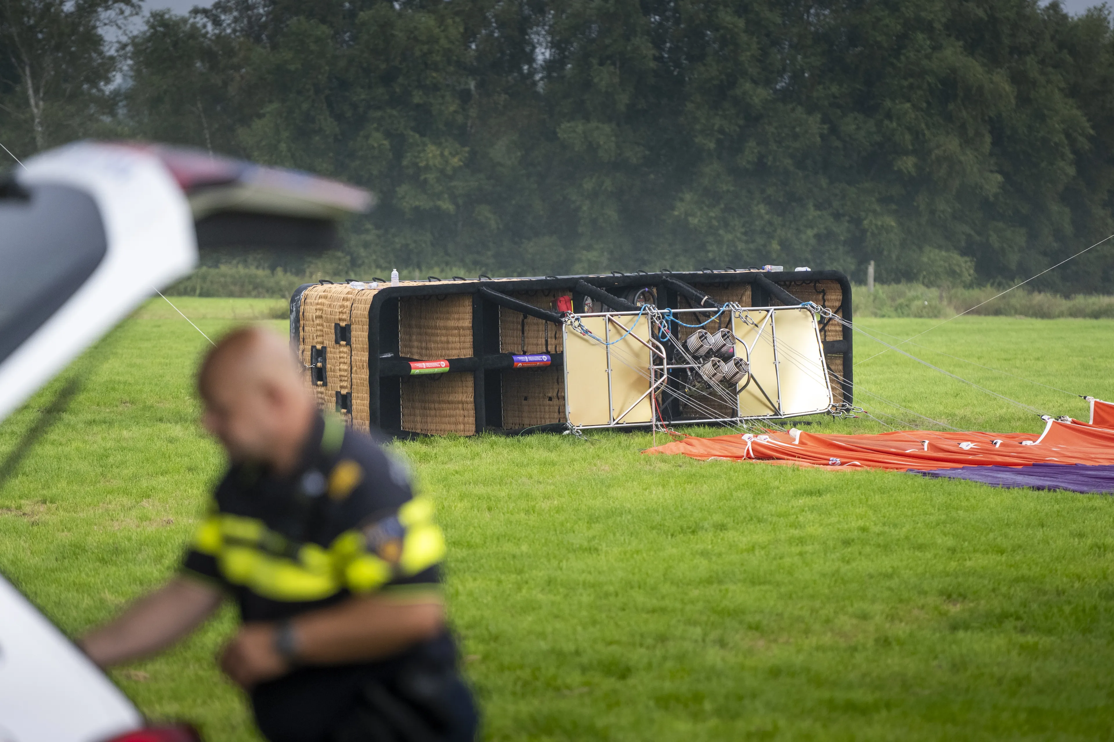 Bloemenzee bij dierenarts na ballonvaartdrama: 'Steunt ons enorm'
