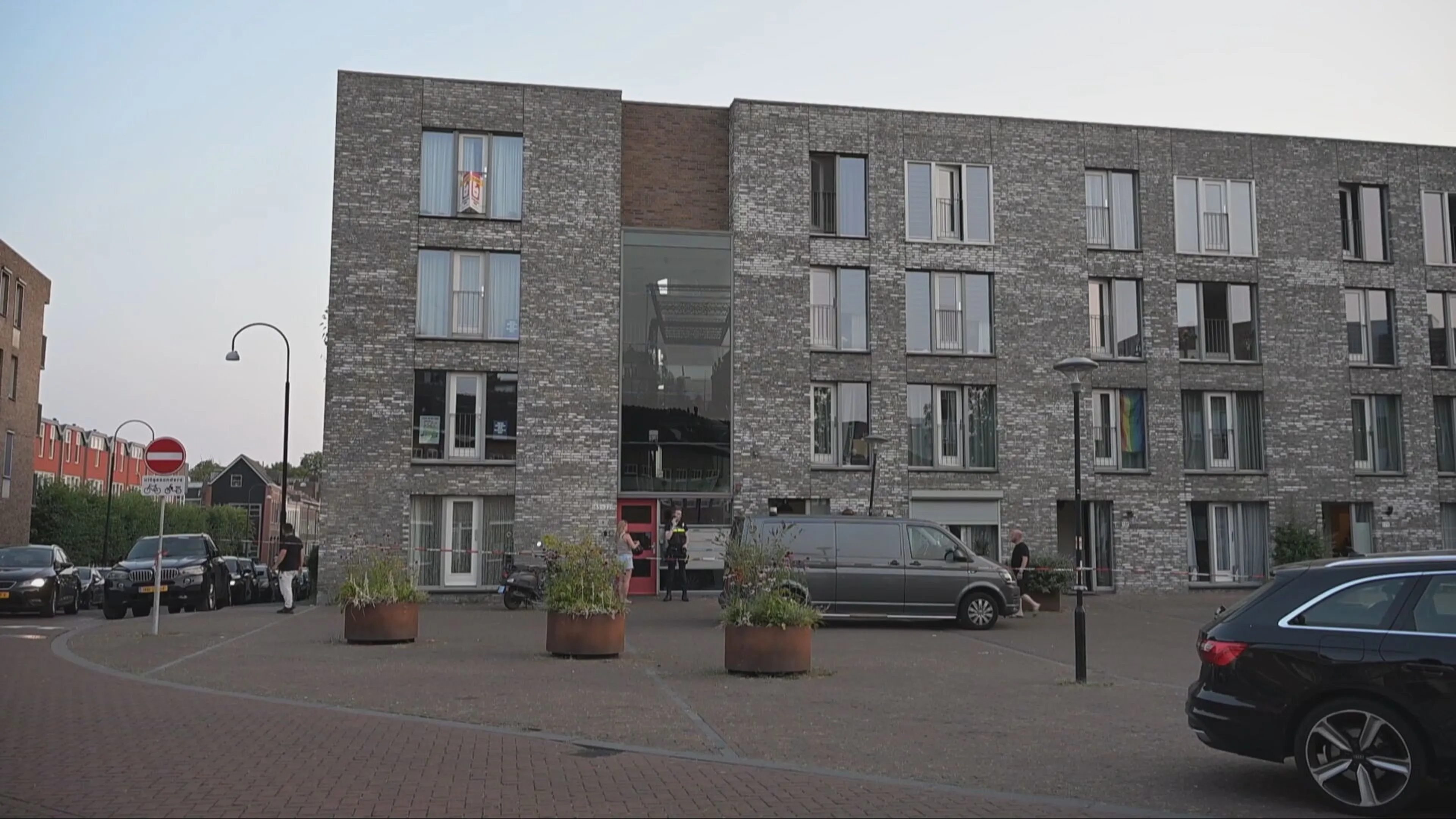 Man overleden na val uit raam in Dordrecht