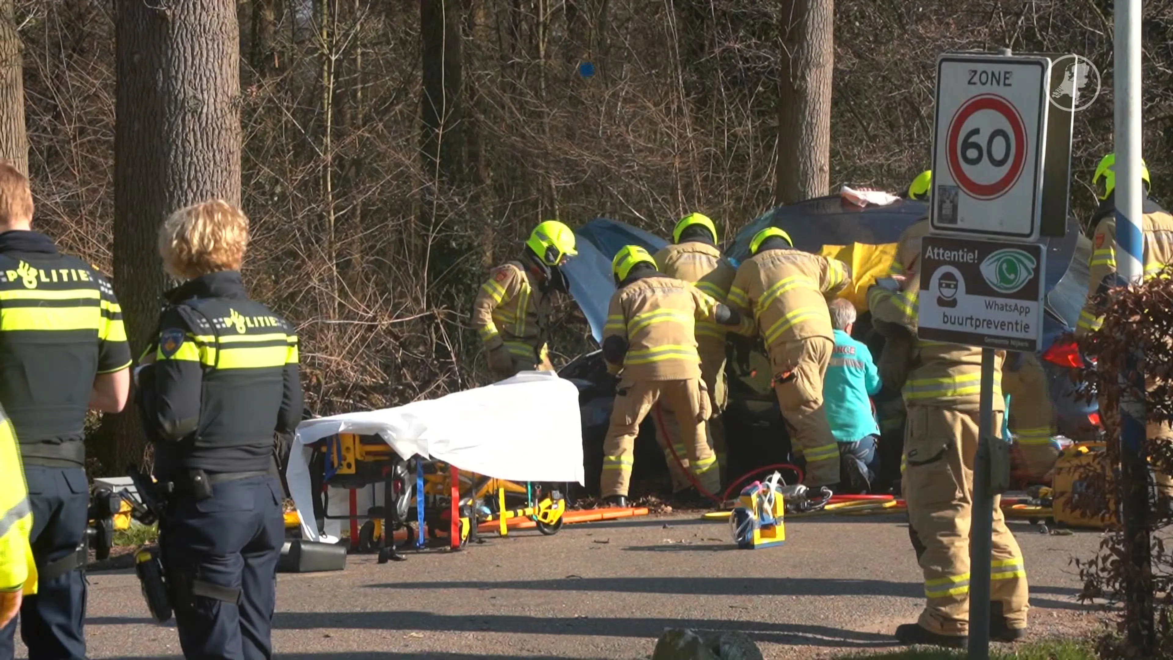Flinke schade na ongeval in Nijkerk, weg volledig afgesloten