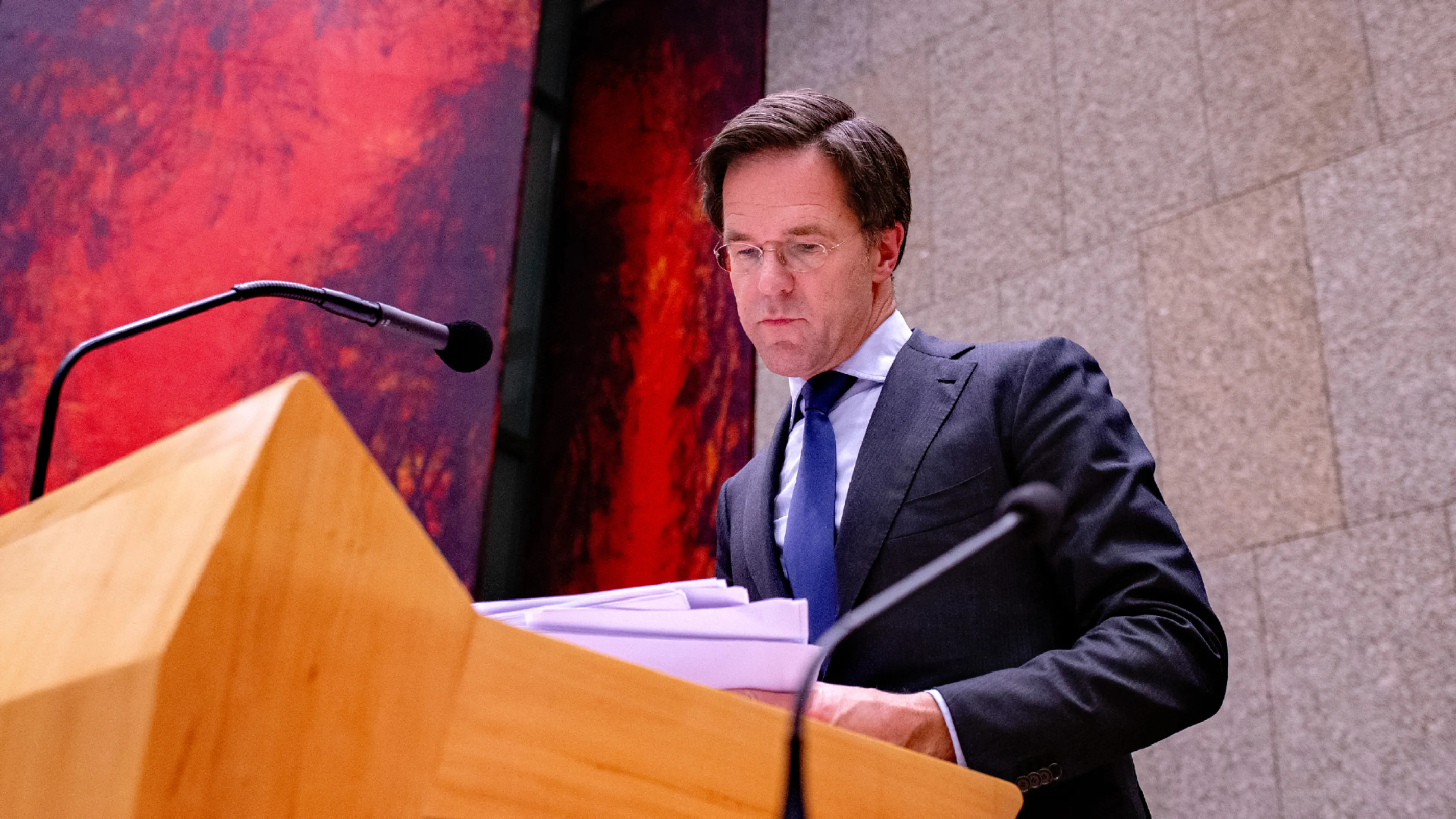 Kamer in debat over te snel versoepelde coronamaatregelen