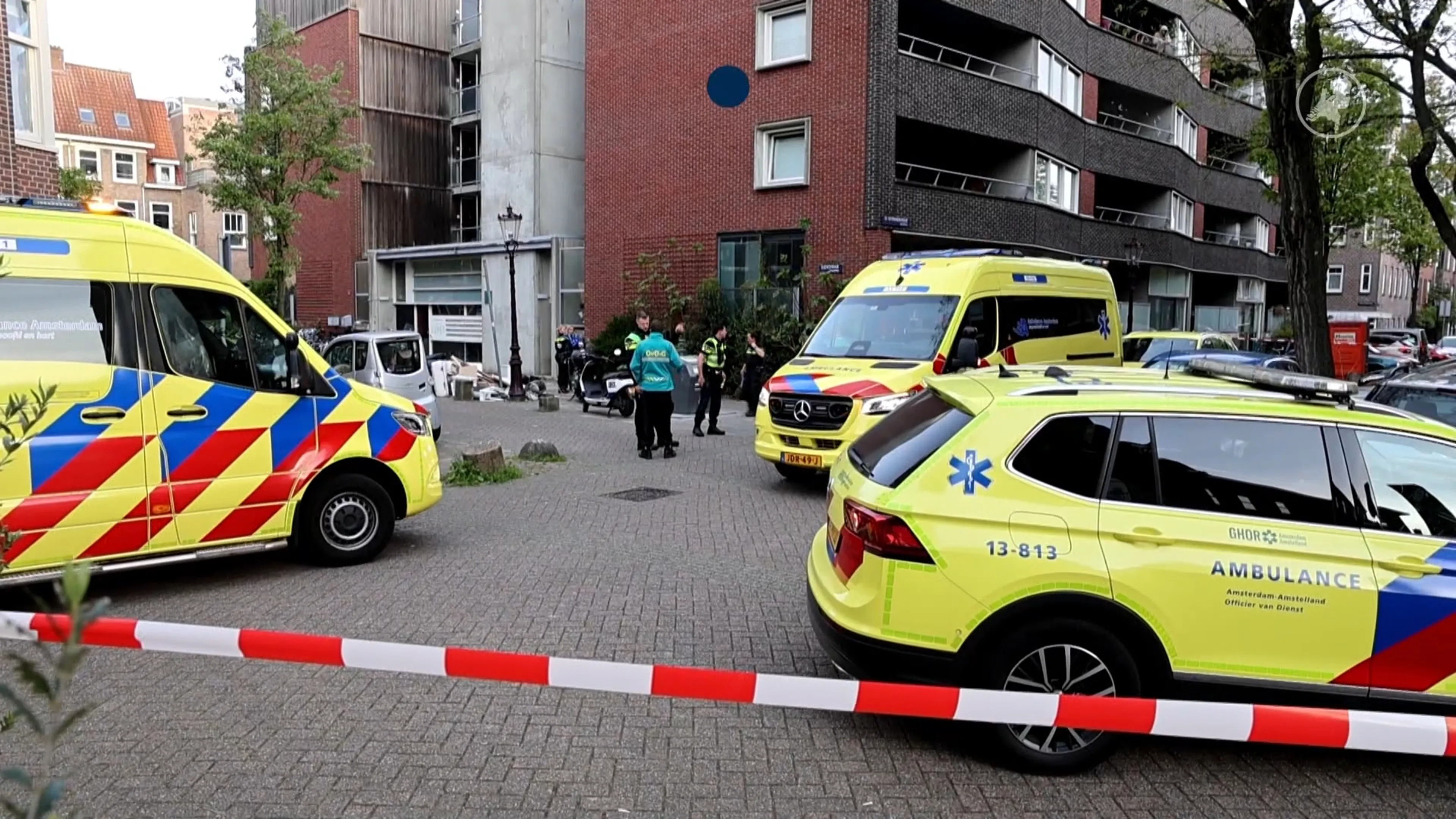 Man gewond bij schietpartij Amsterdam, groot gebied afgezet