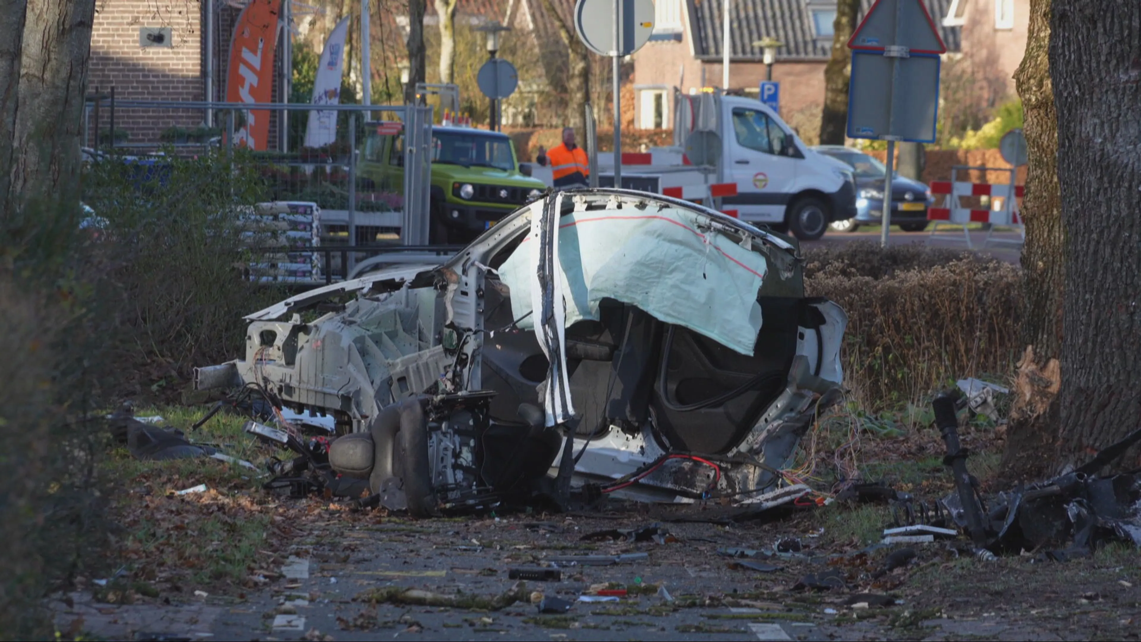 Man (85) overlijdt bij zware crash in Diever