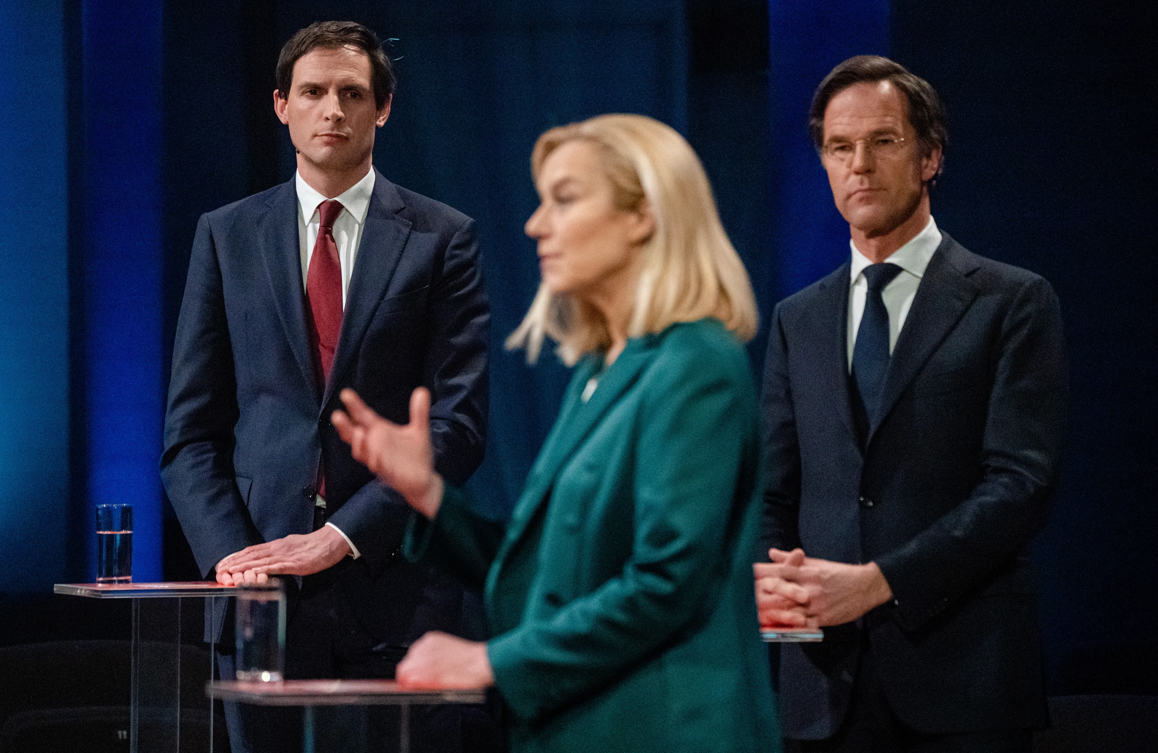 Vertrouwen in politiek opnieuw gedaald: zes op tien Nederlanders niet tevreden