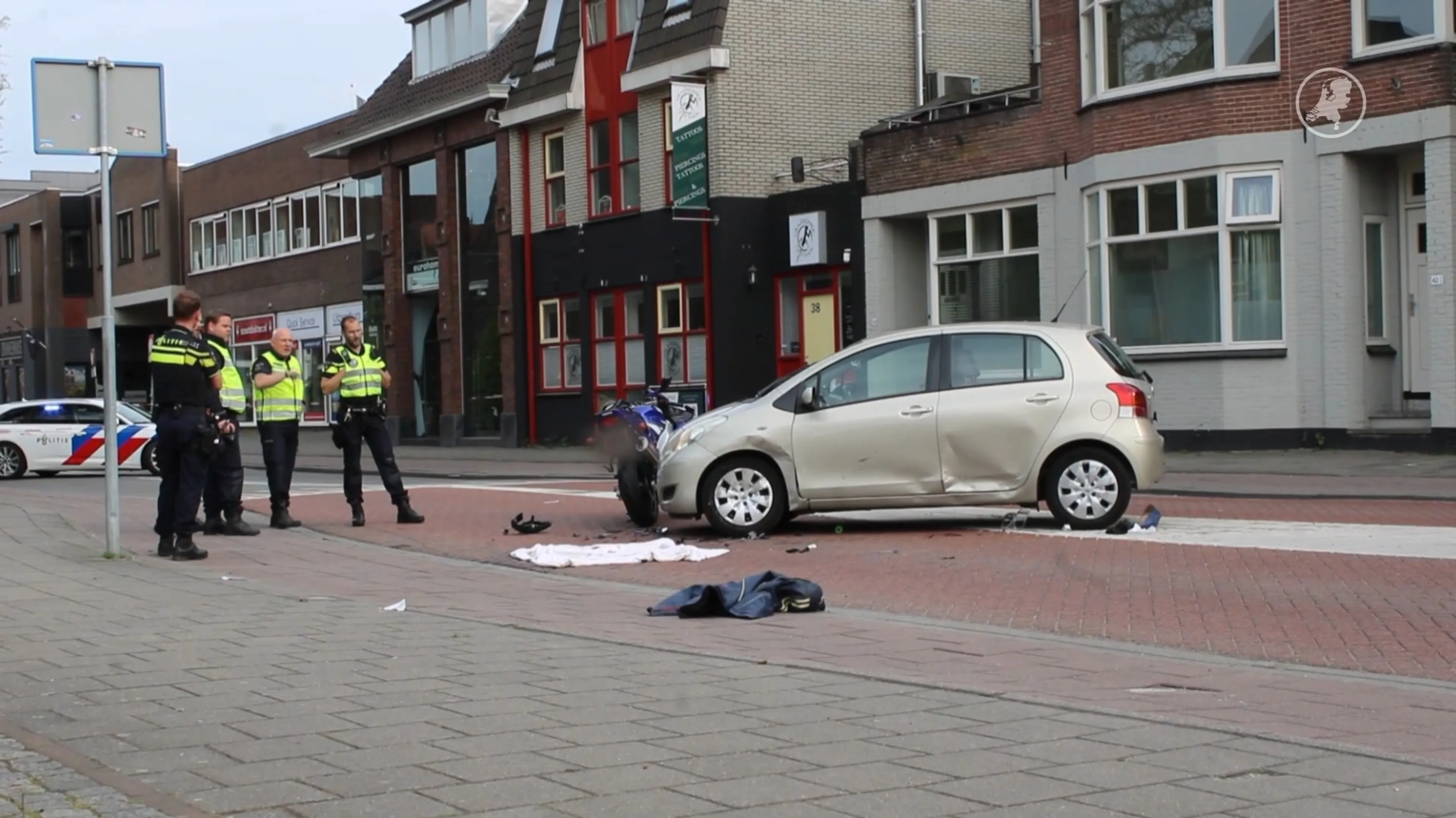 'Twee zwaargewonden bij aanrijding in Boskoop'