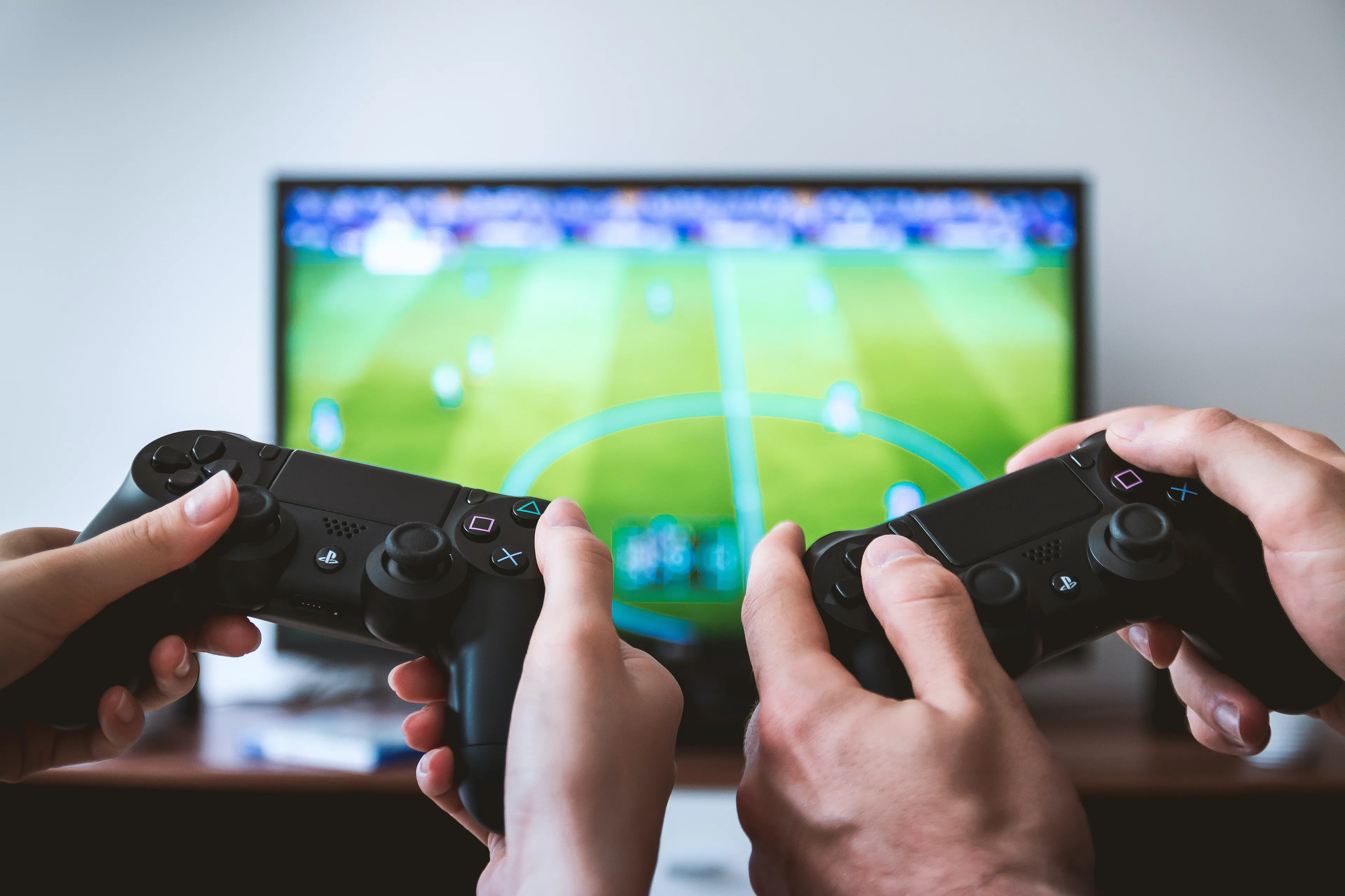 Kans op gameverslaving neemt toe tijdens coronacrisis: 'Games zijn leuk, maar zeker niet onschuldig'