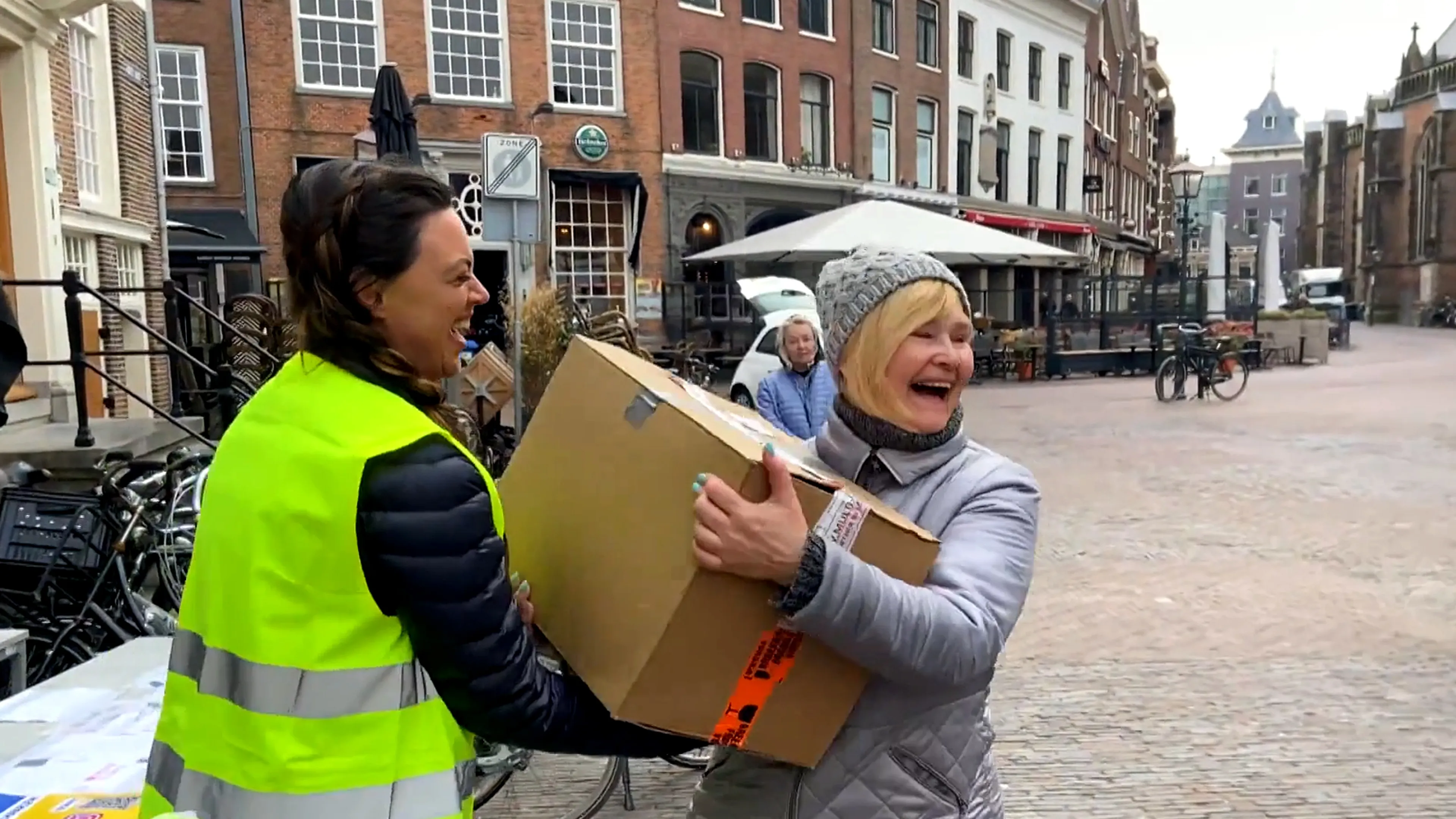 Oekraïners staat zware winter te wachten: deze stichting brengt spullen op de juiste plek