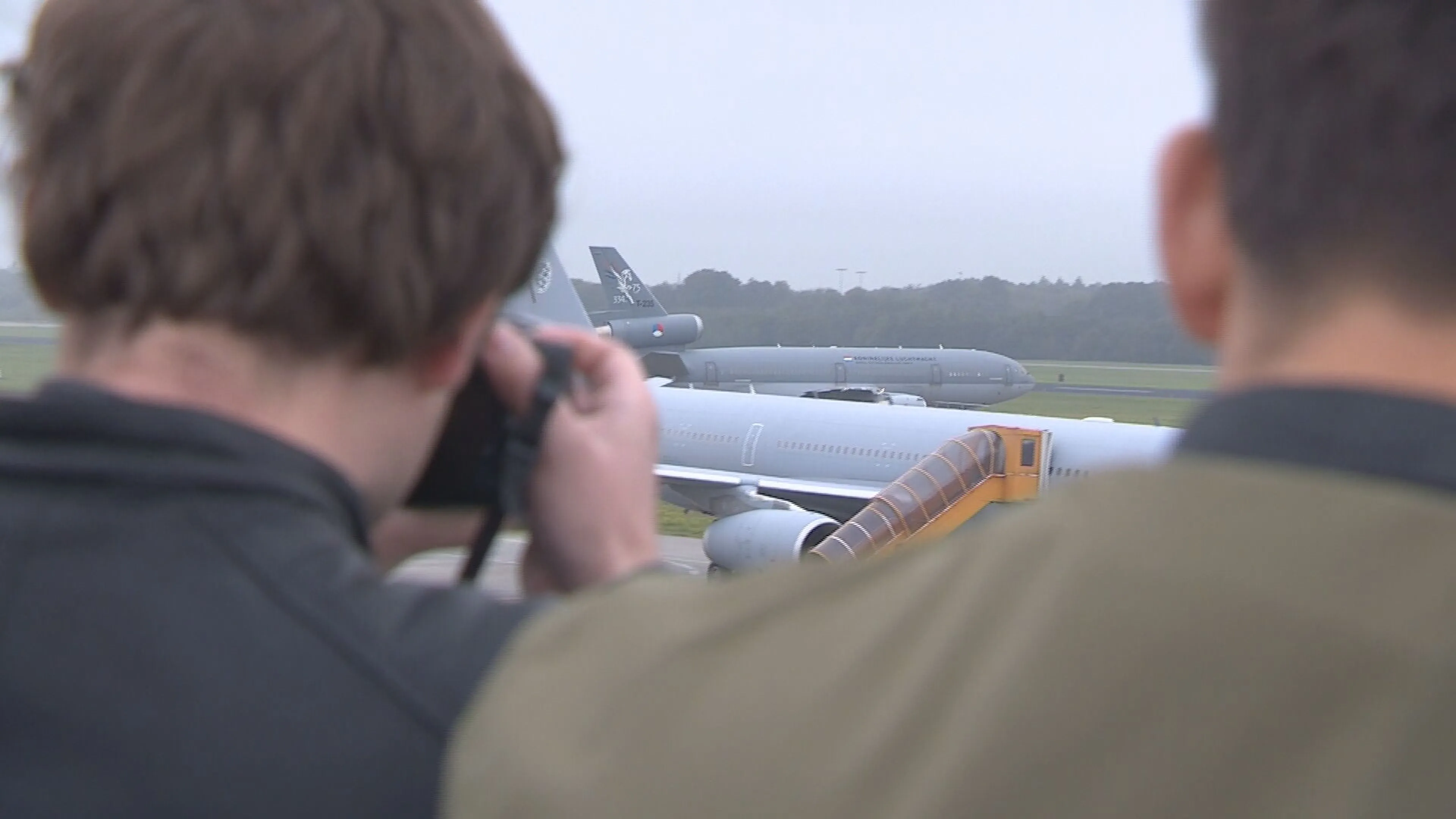 Laatste KDC-10 maakt afscheidsvlucht over Nederland