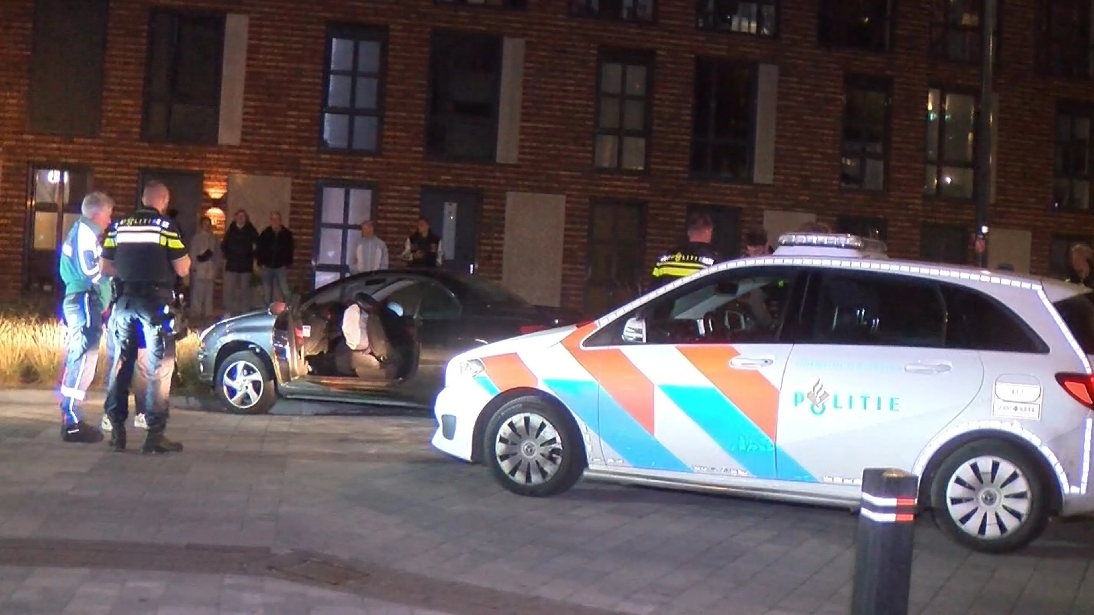 Vrouw rijdt door na botsing in Vlissingen, politie vindt harddrugs in auto