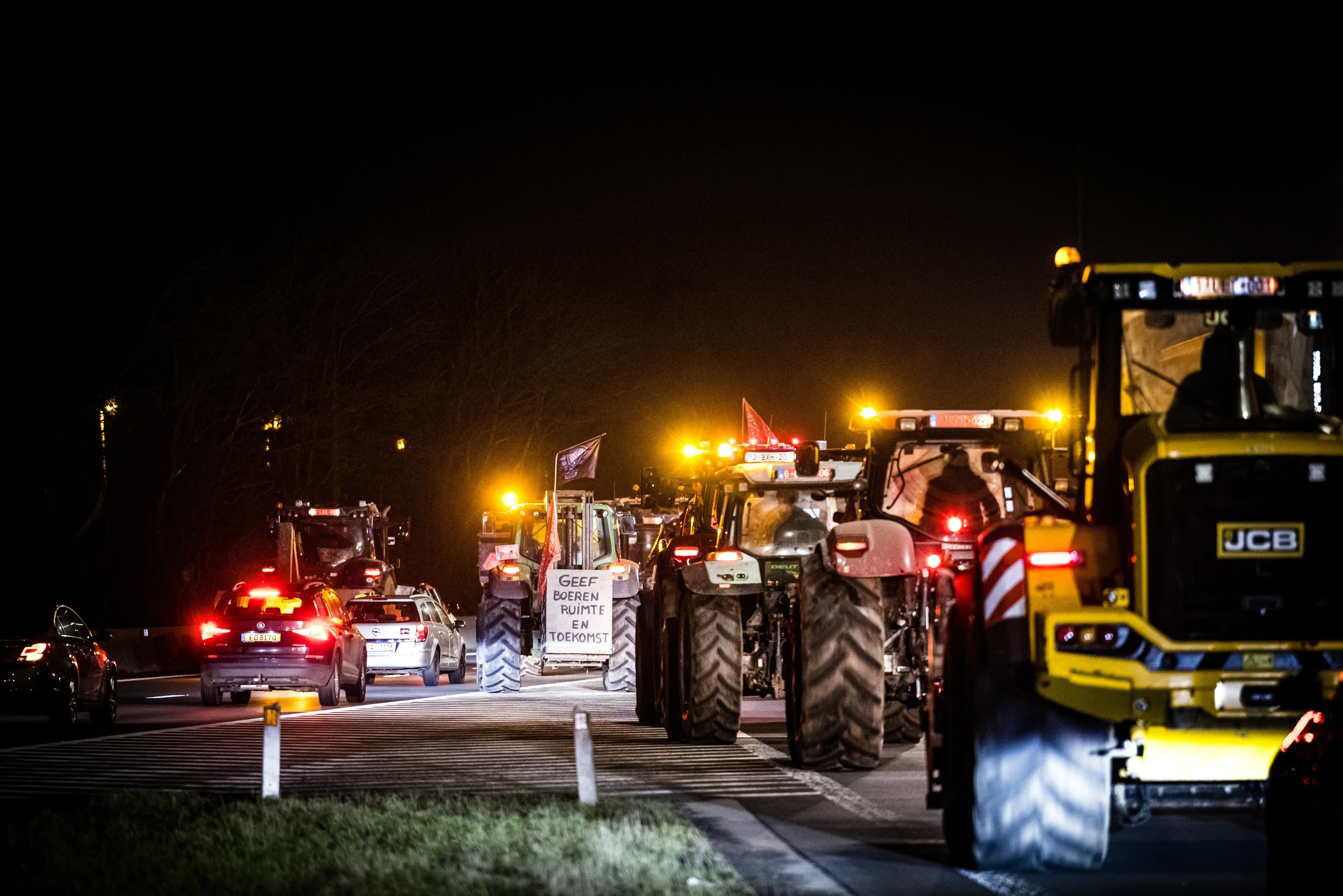 Nederlandse boeren beëindigen laatste blokkade op grens België