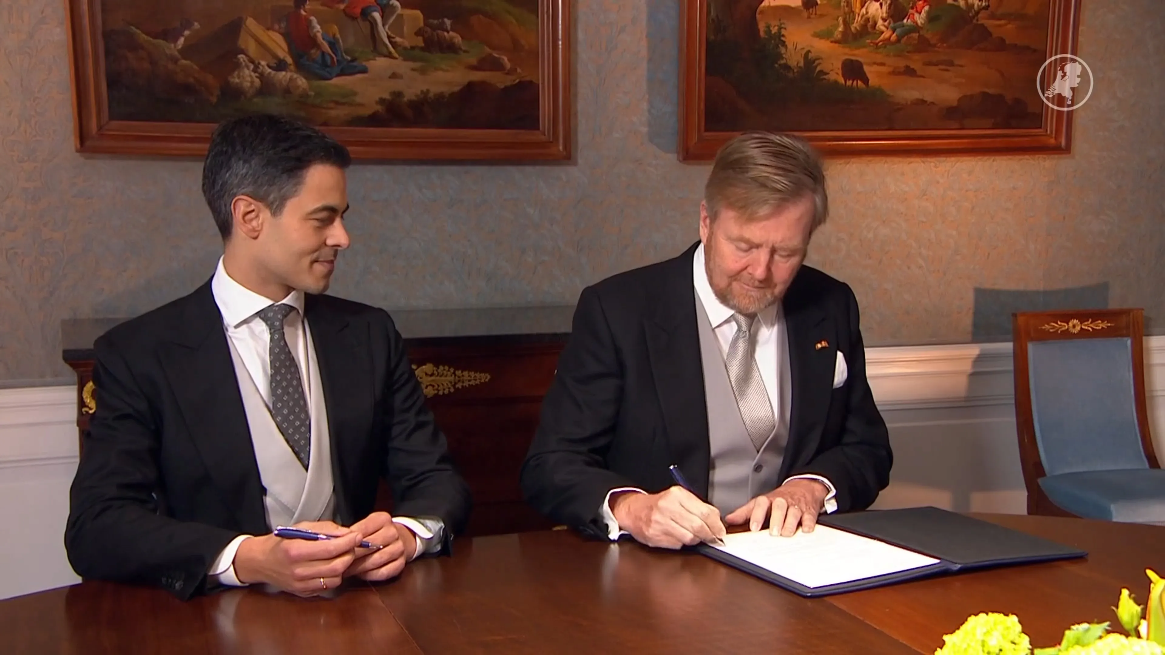 Koning en Jetten ondertekenen ontslag kabinet-Schoof