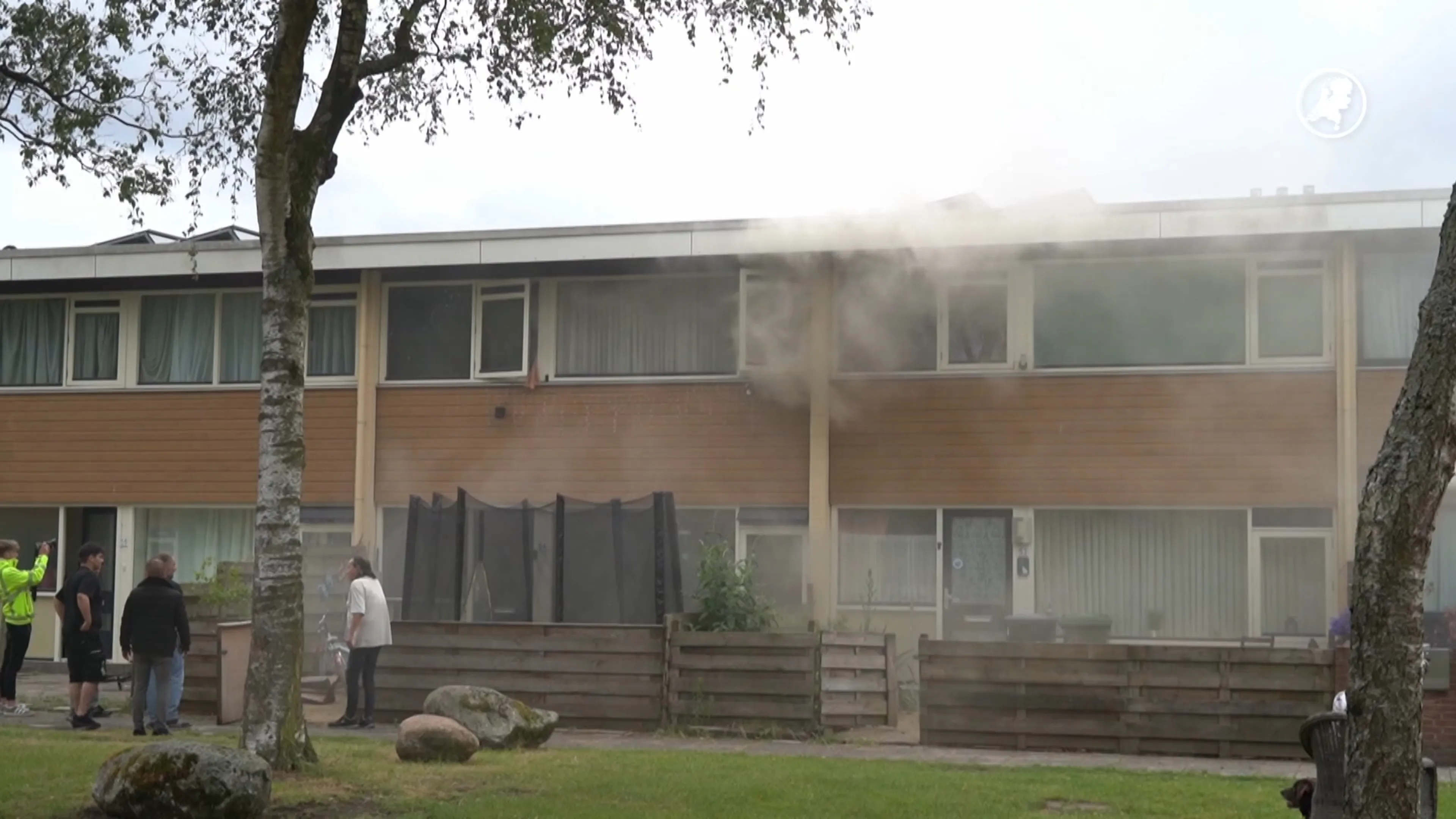 Buurtbewoner redt hond uit brandende woning Emmen